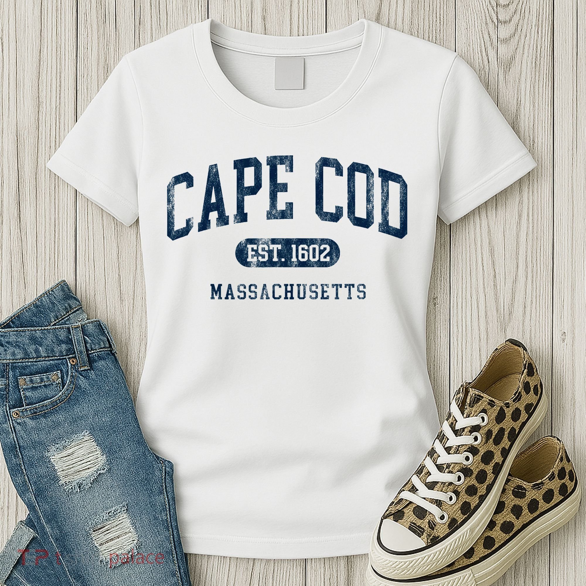 Cape Cod Est 1602 Massachusetts Retro Preppy Throwback Women's T-Shirt