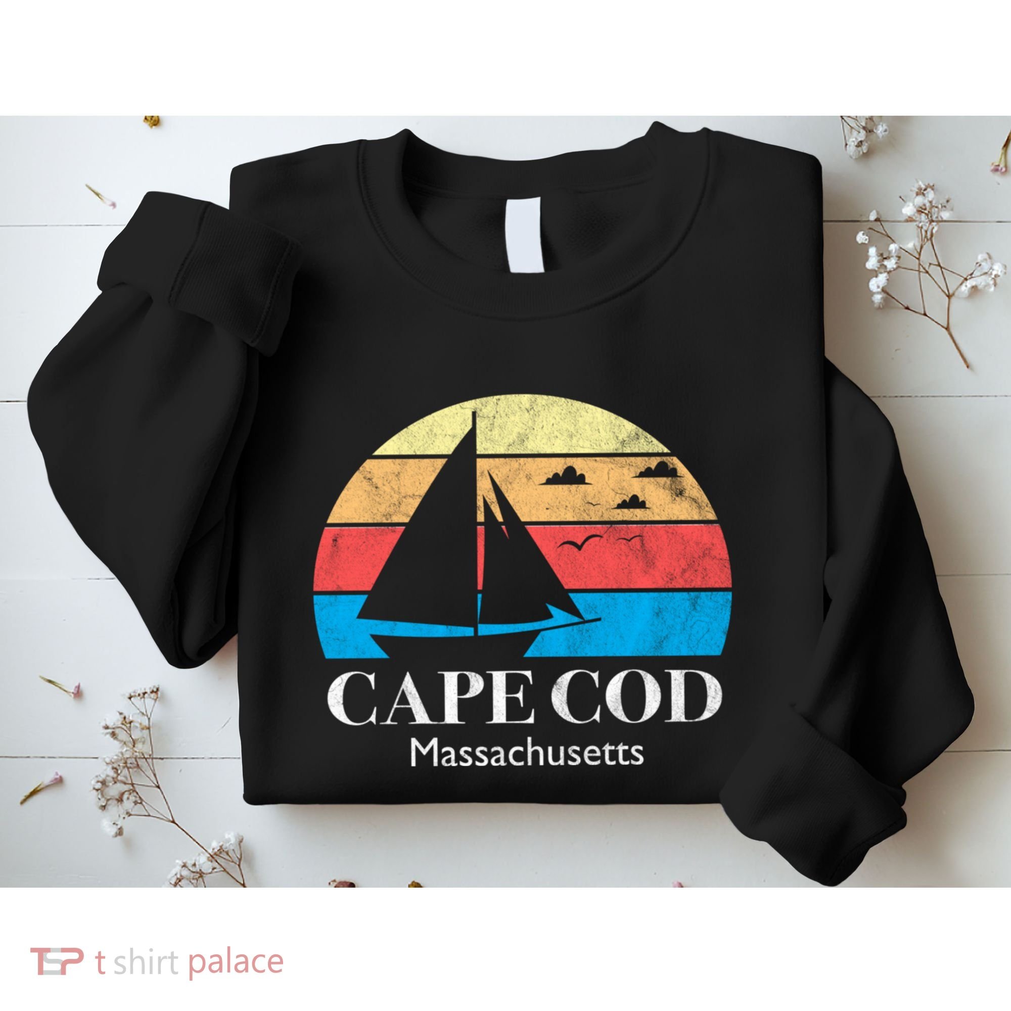 Cape Cod Gifts Massachusetts Souvenir Sweatshirt