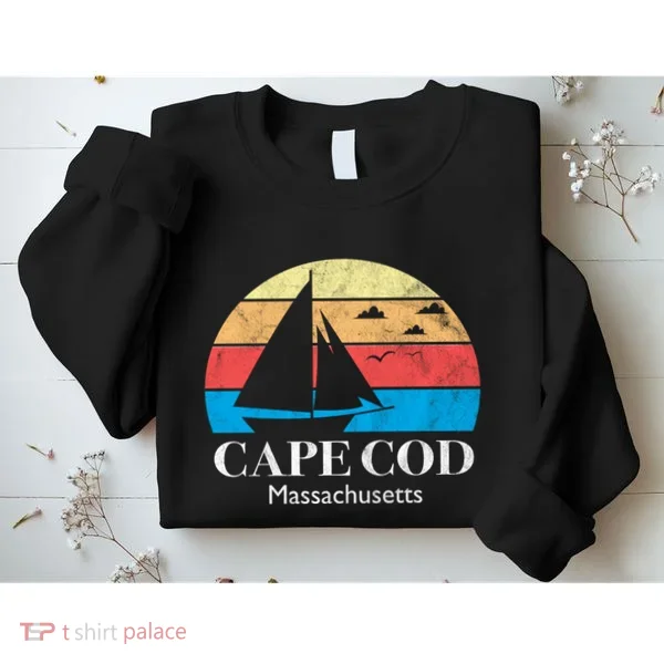 Cape Cod Gifts Massachusetts Souvenir Sweatshirt