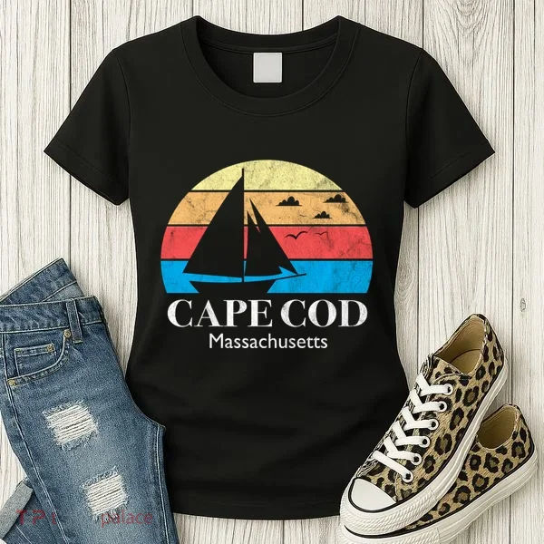Cape Cod Gifts Massachusetts Souvenir Women's T-Shirt