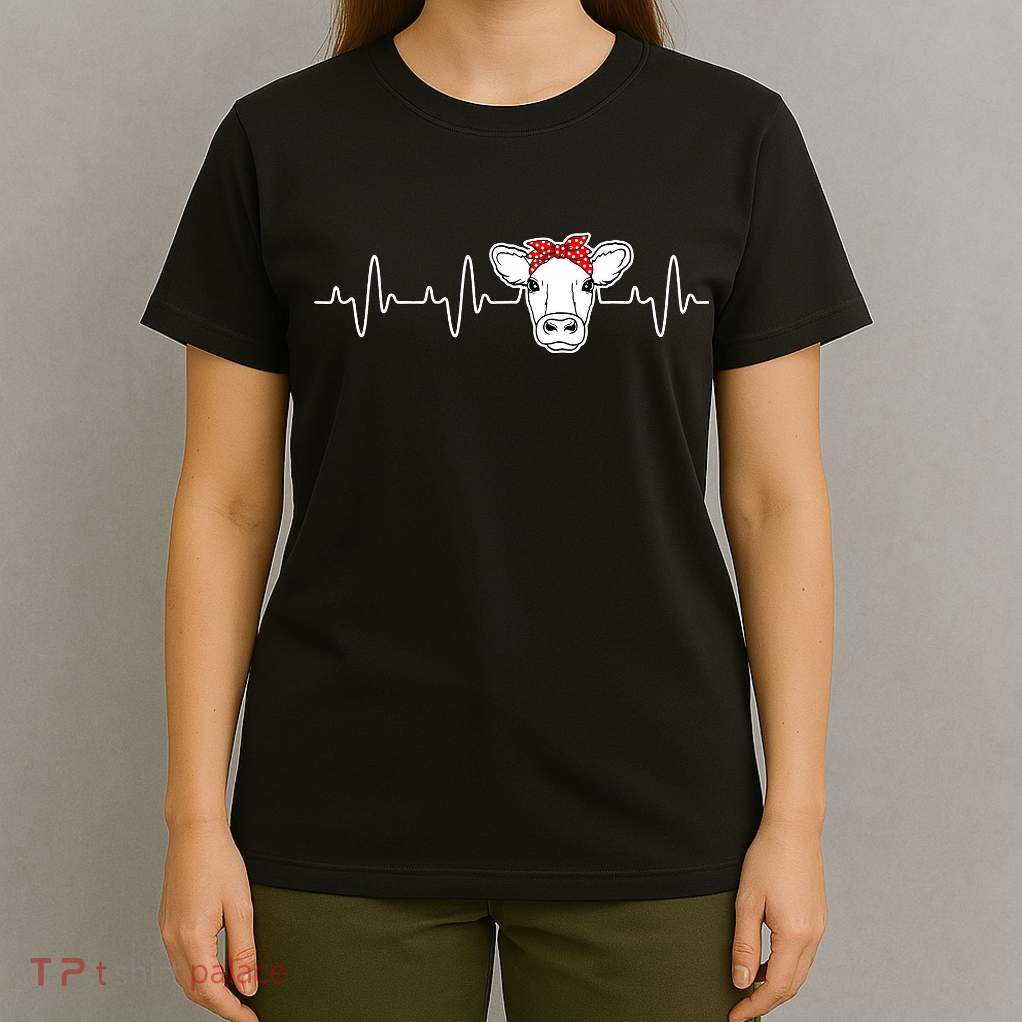 Cattle Cow Heart Valve EKG Heartbeat Cute Cow Lover funny T-Shirt