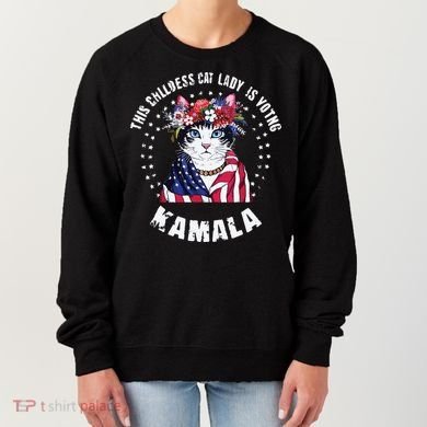 Childless Cat Lady Women's Sweatshirt