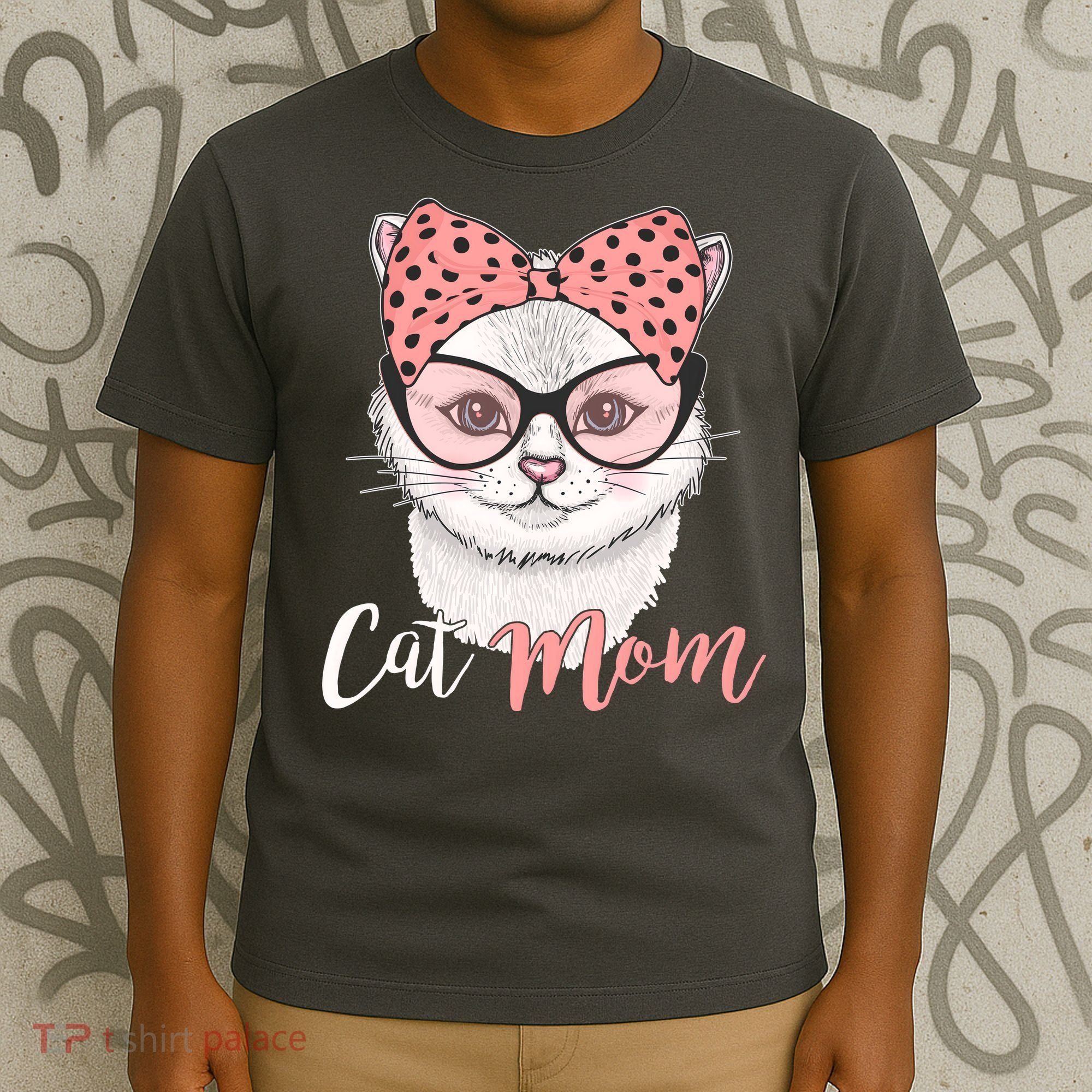 Cute Cat Mom Polka Dot Bow Bandana T-Shirt
