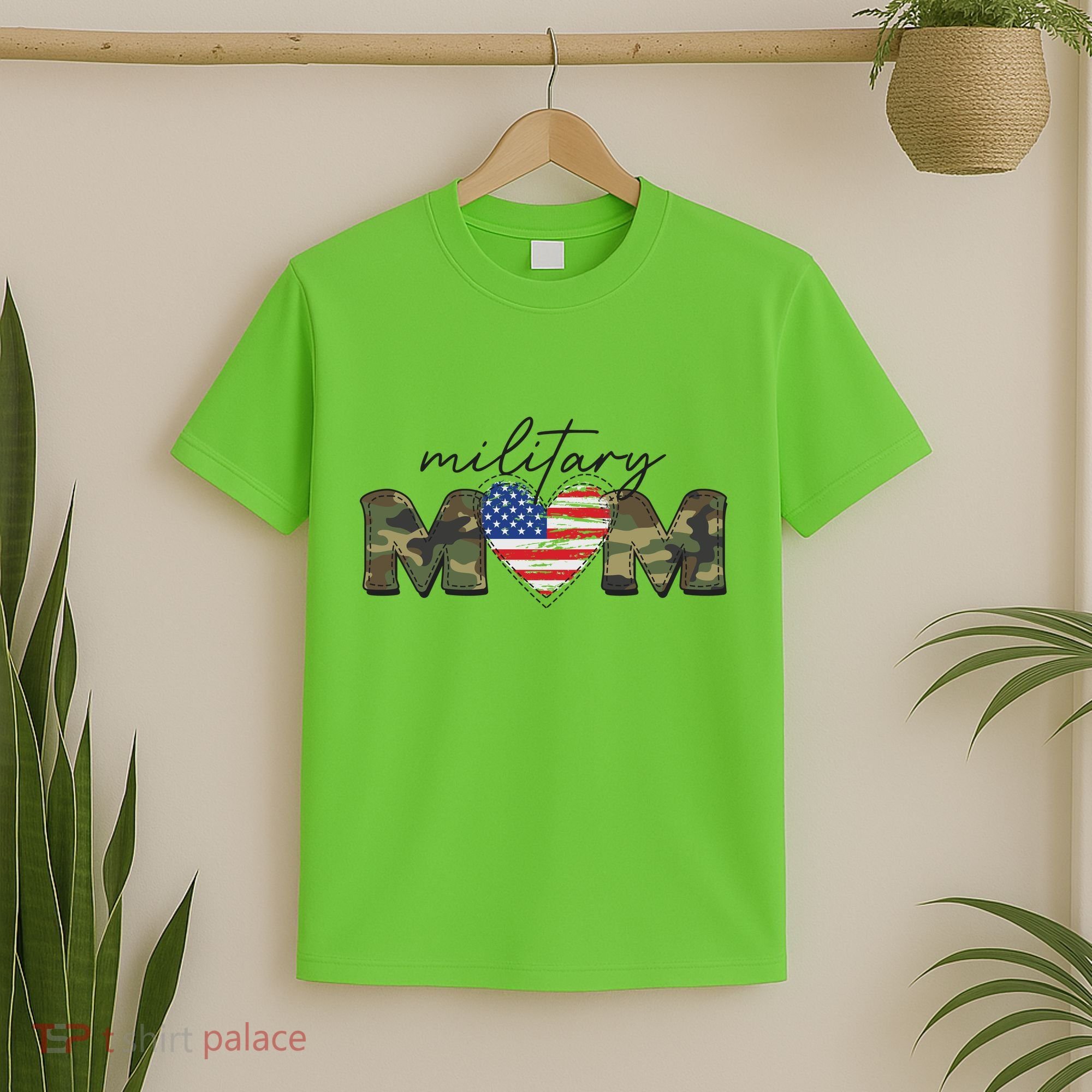 Cute Camouflage Military Mom American Flag Heart T-Shirt