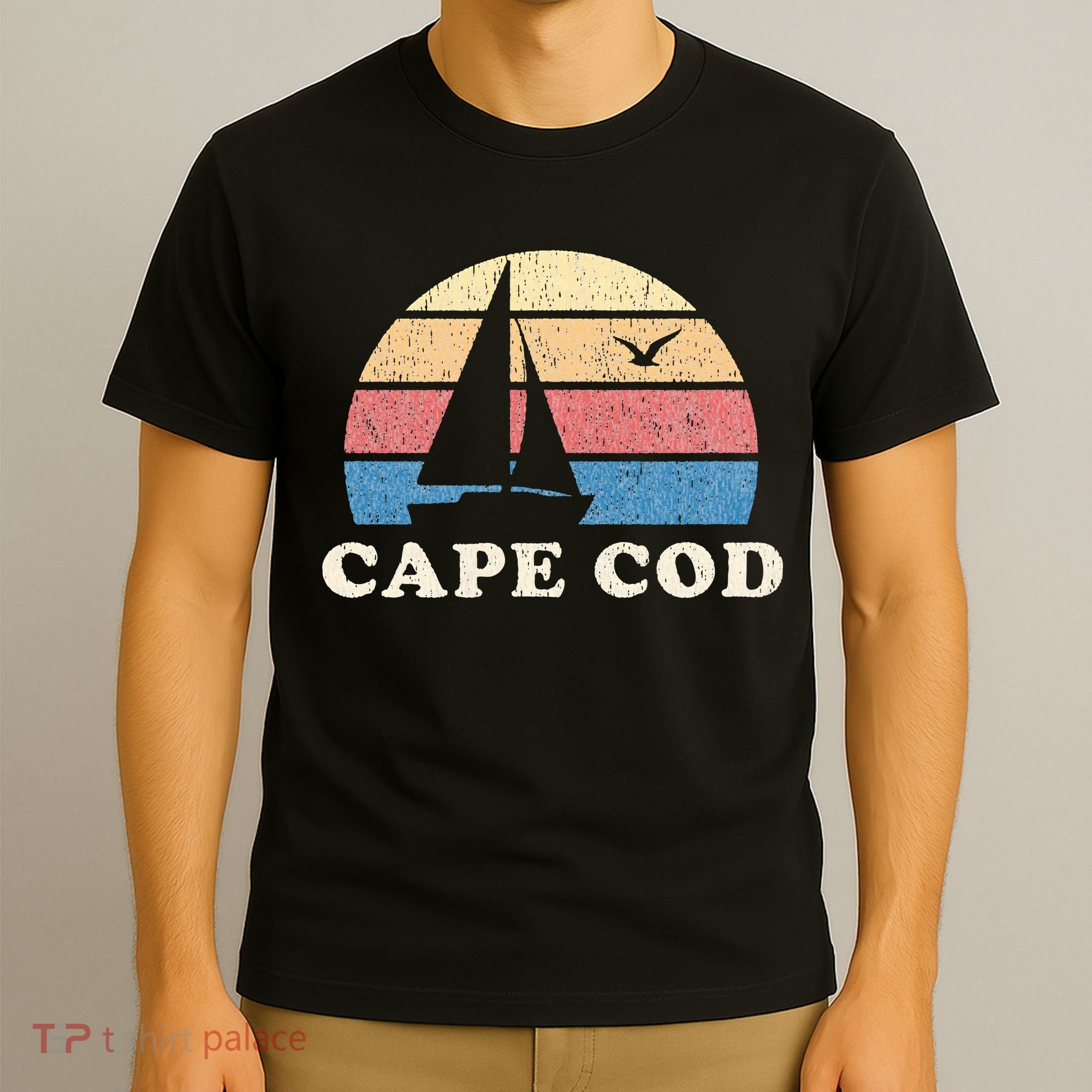 Cape Cod MA Vintage Sailboat 70s Throwback Sunset T-Shirt