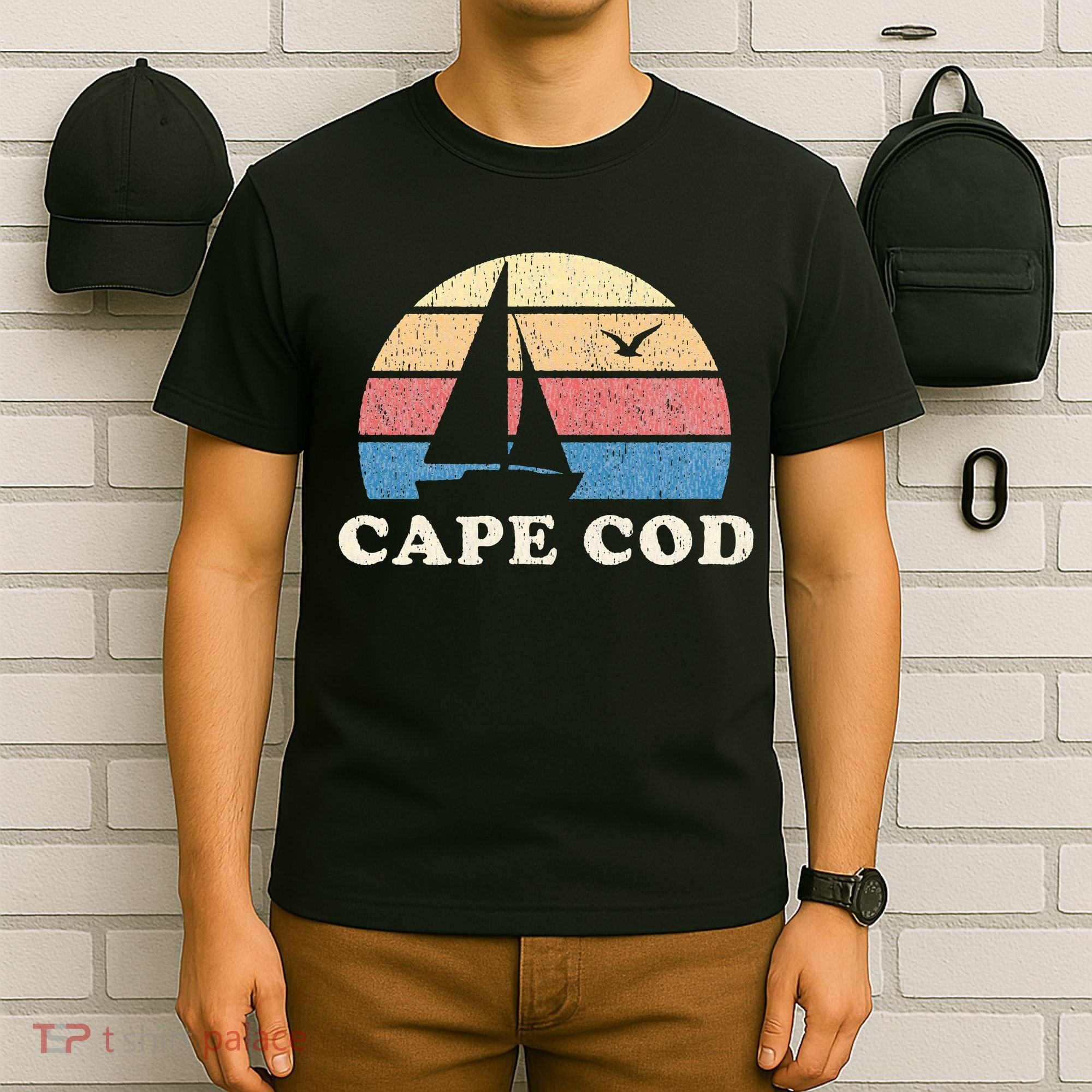 Cape Cod MA Vintage Sailboat 70s Throwback Sunset T-Shirt
