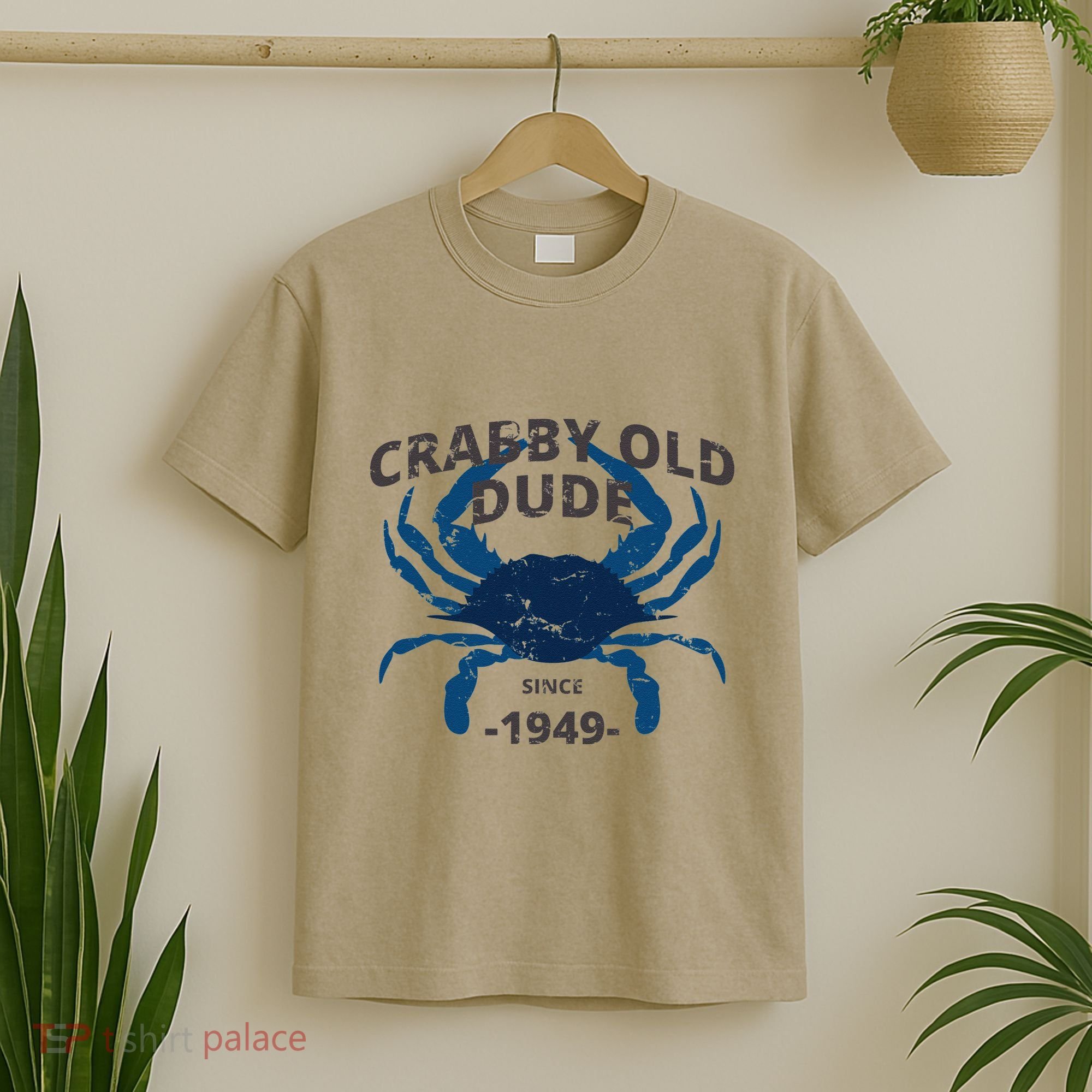 Cute Crabby Old Dude Since 1949 70th Birthday Crab Fishing T-Shirt