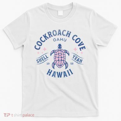 Cockroach Cove Oahu Hawaii Sea Turtle T-Shirt