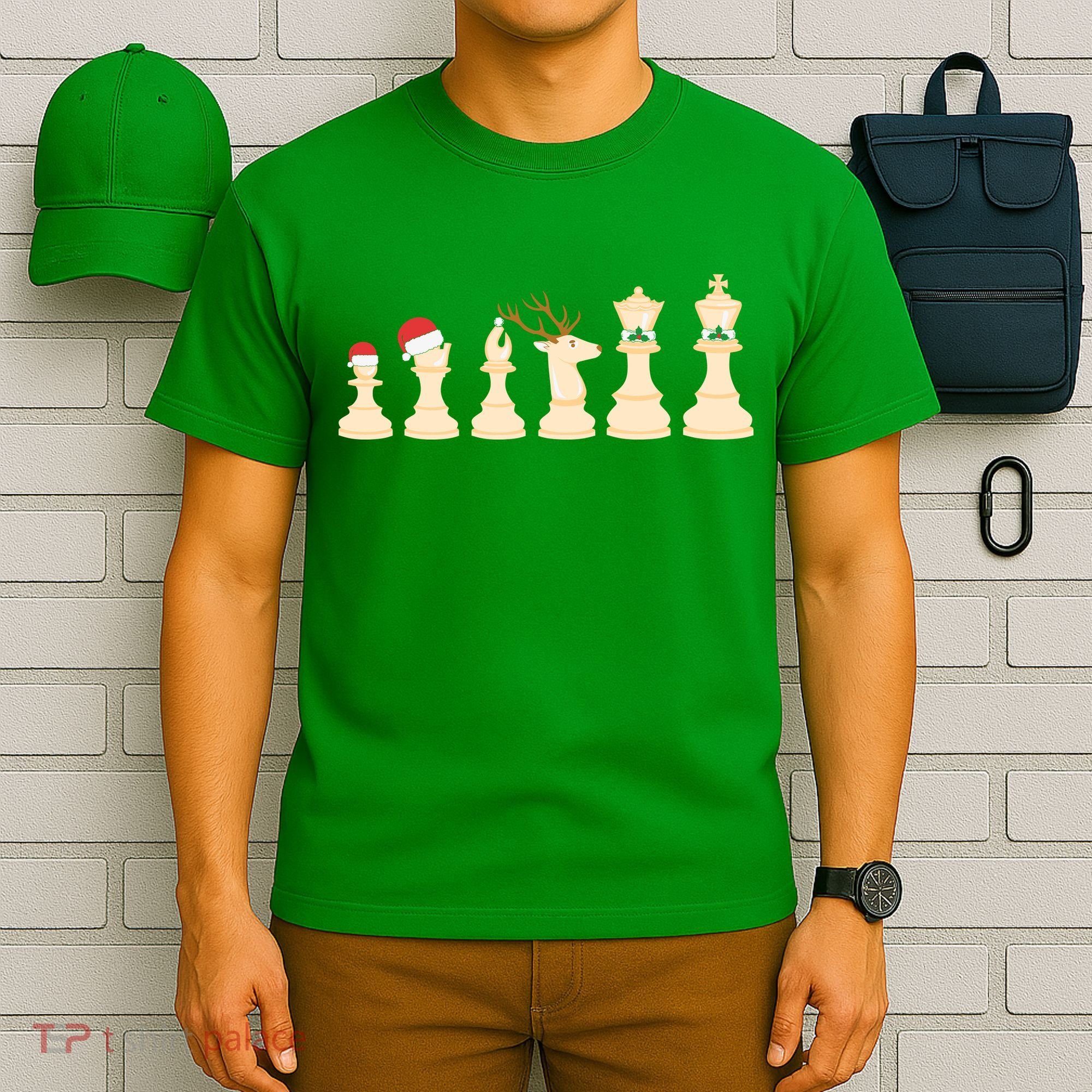 Christmas Chess Pieces Xmas Lights Santa Chess Player T-Shirt