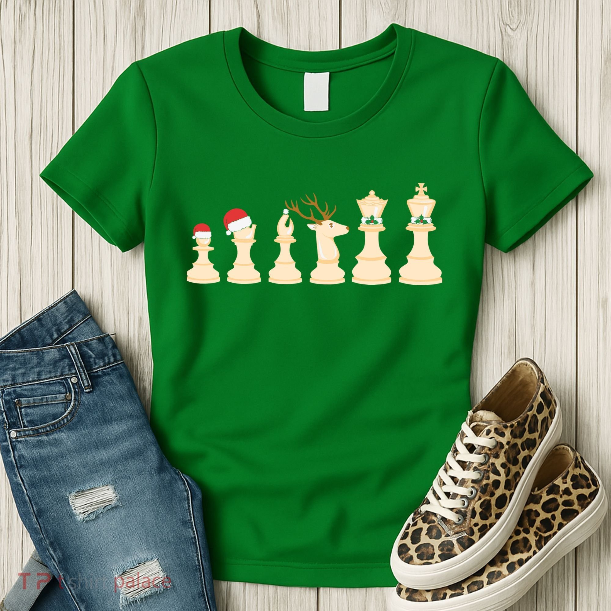 Christmas Chess Pieces Xmas Lights Santa Chess Player Women's T-Shirt