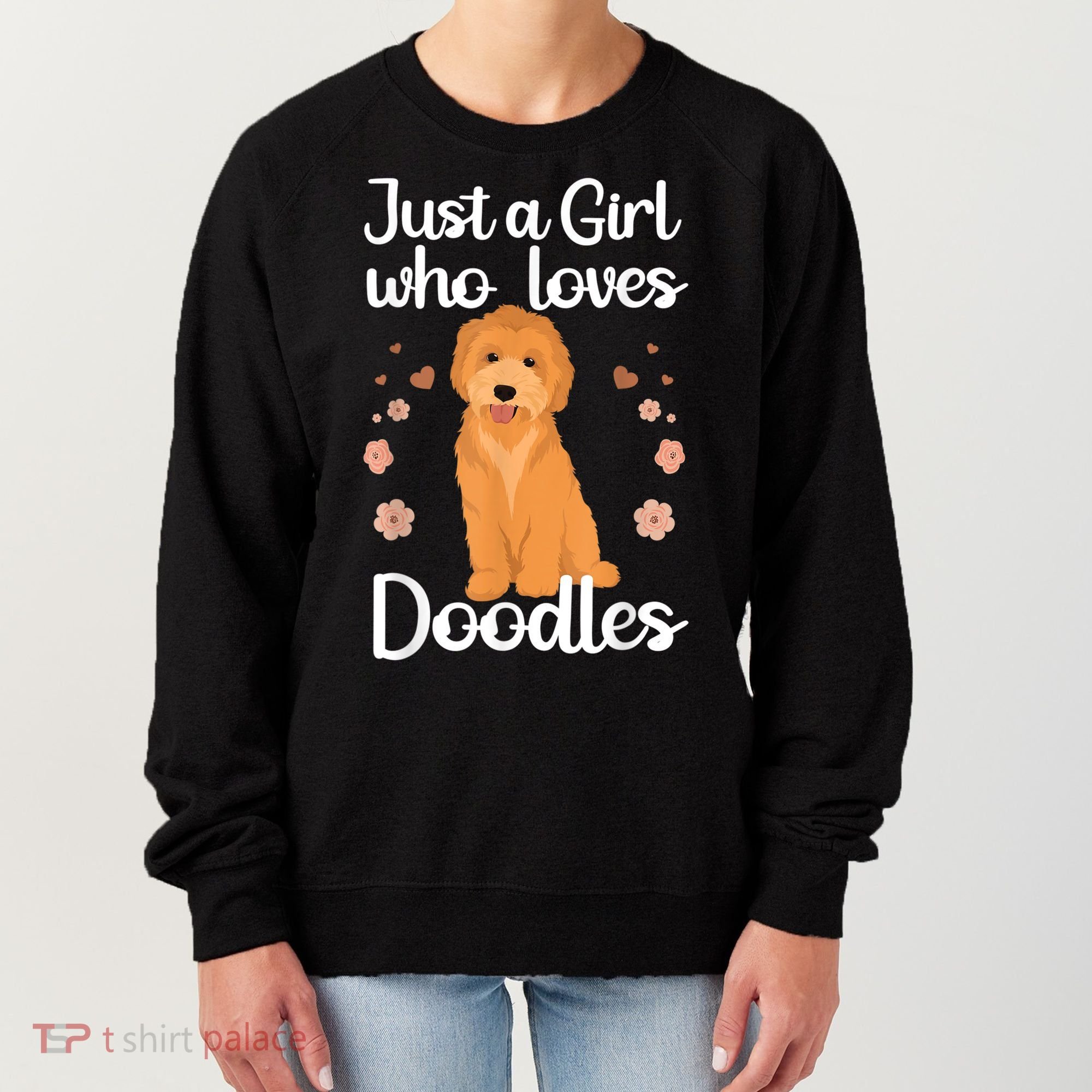 Cute Doodle Art For Women Mom Golden Doodle Dog Lovers Women's Sweatshirt