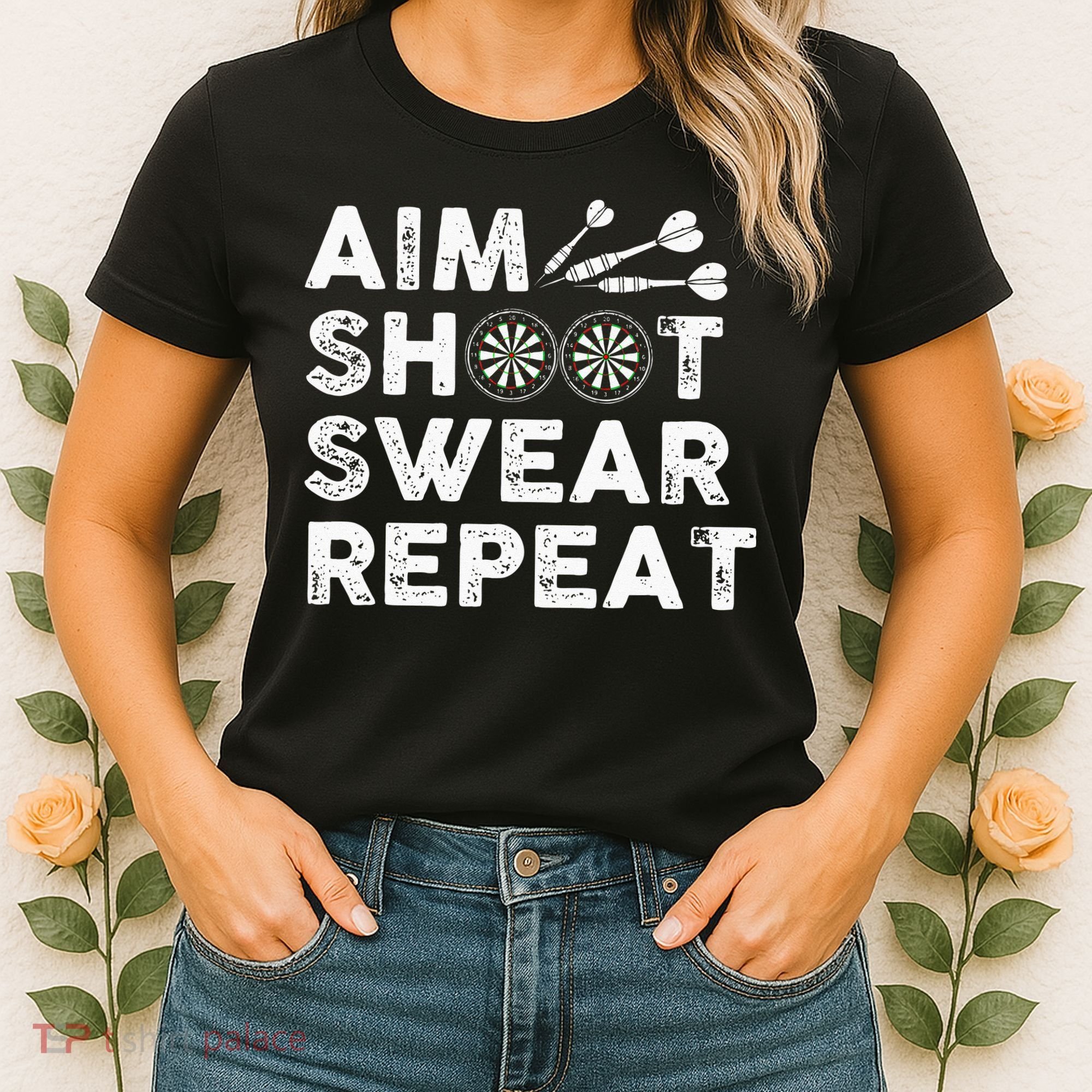 Cool Darts Art For Men Women Dart Player Throwing Sport Women's T-Shirt