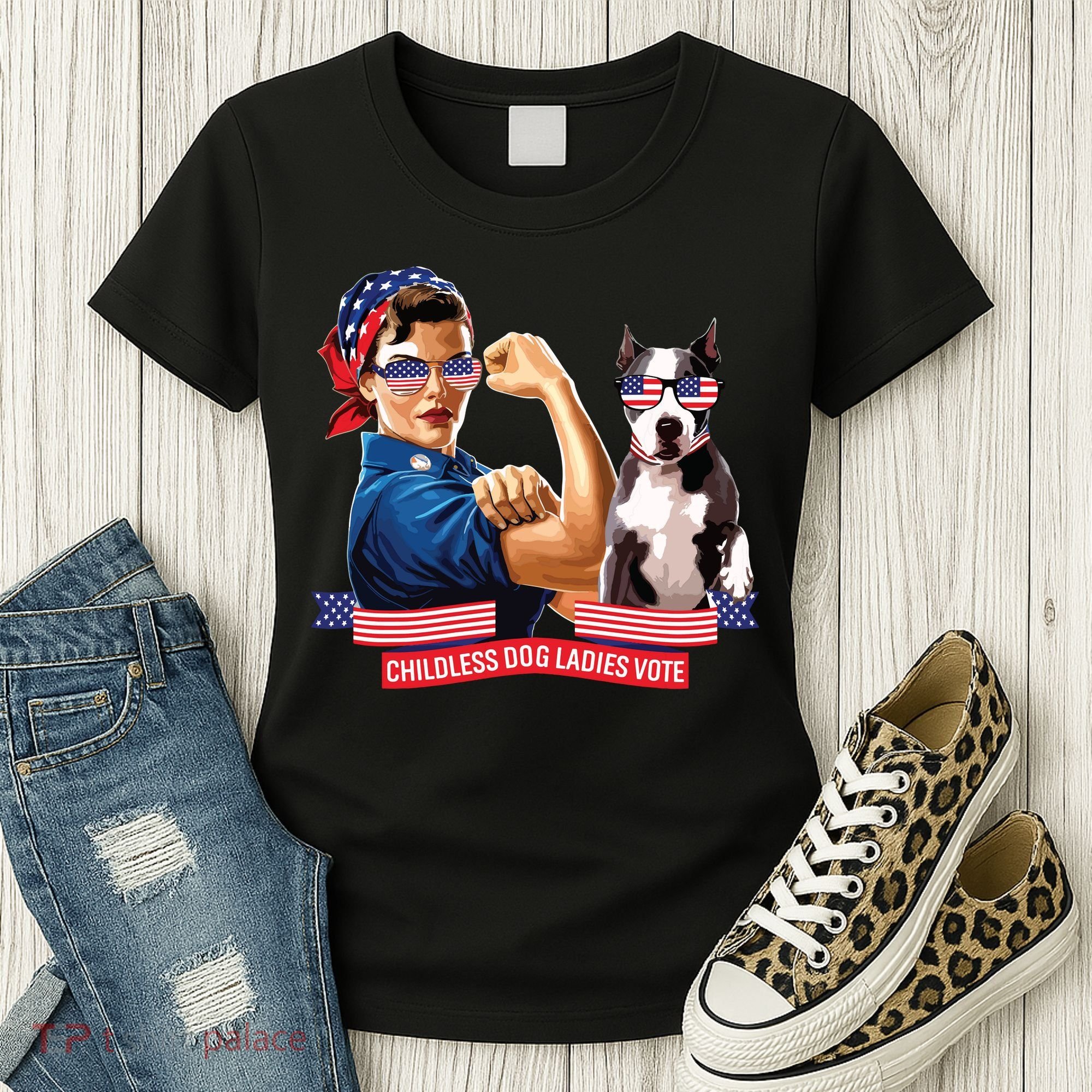 Childless Dog Lady Is Voting Kamala Election Usa 2024 Women's T-Shirt