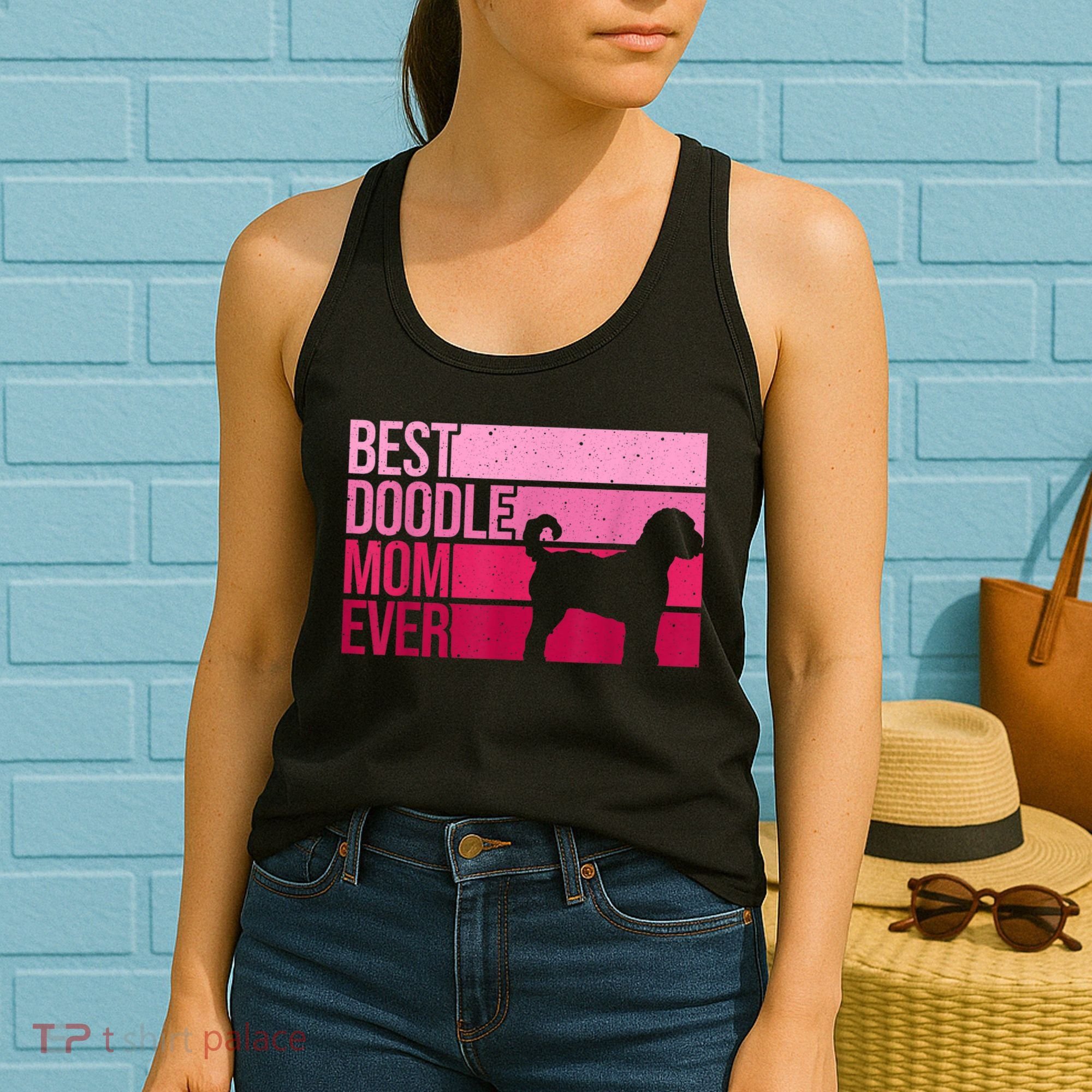 Cool Doodle Mom Art Women Aussiedoodle Goldendoodle Dog Women's Tank Top