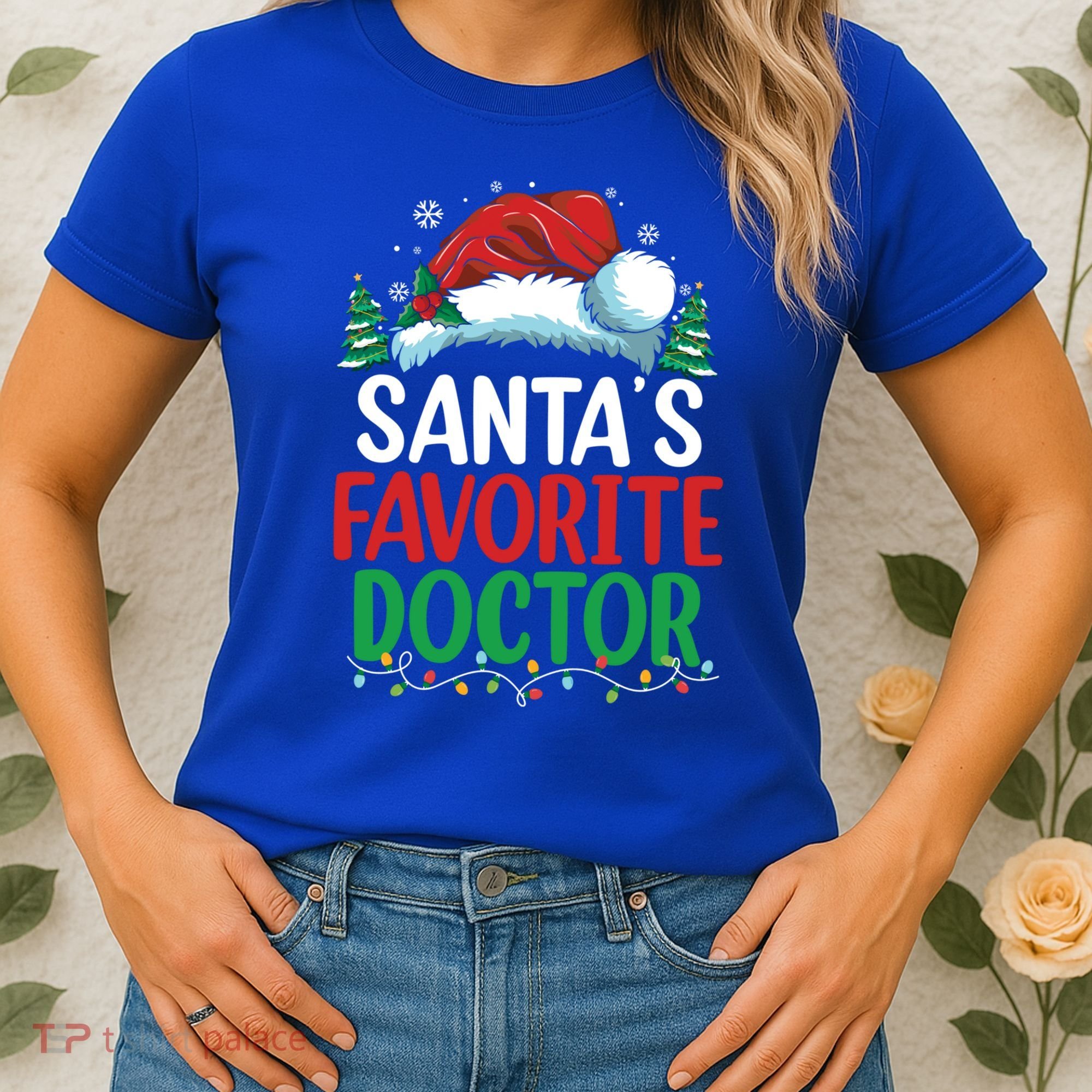 Christmas Doctor Meaningful Gift SantaS Favorite Doctor Gift Women's T-Shirt