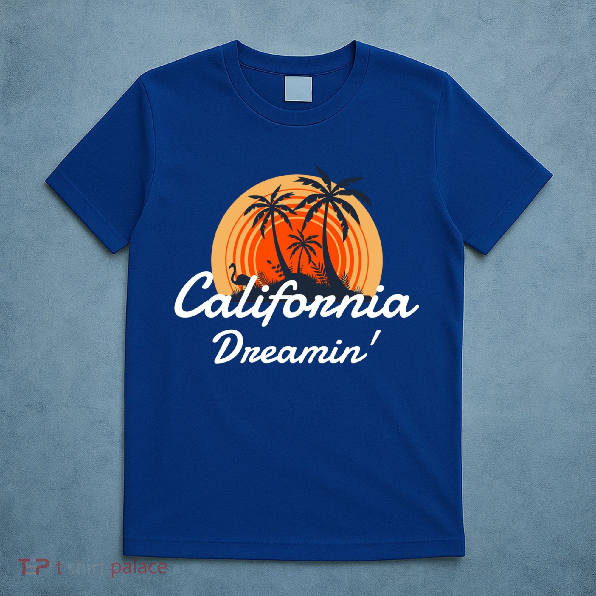 California Dreamin' Sunset Venice Beach Summer Surf La Gift T-Shirt
