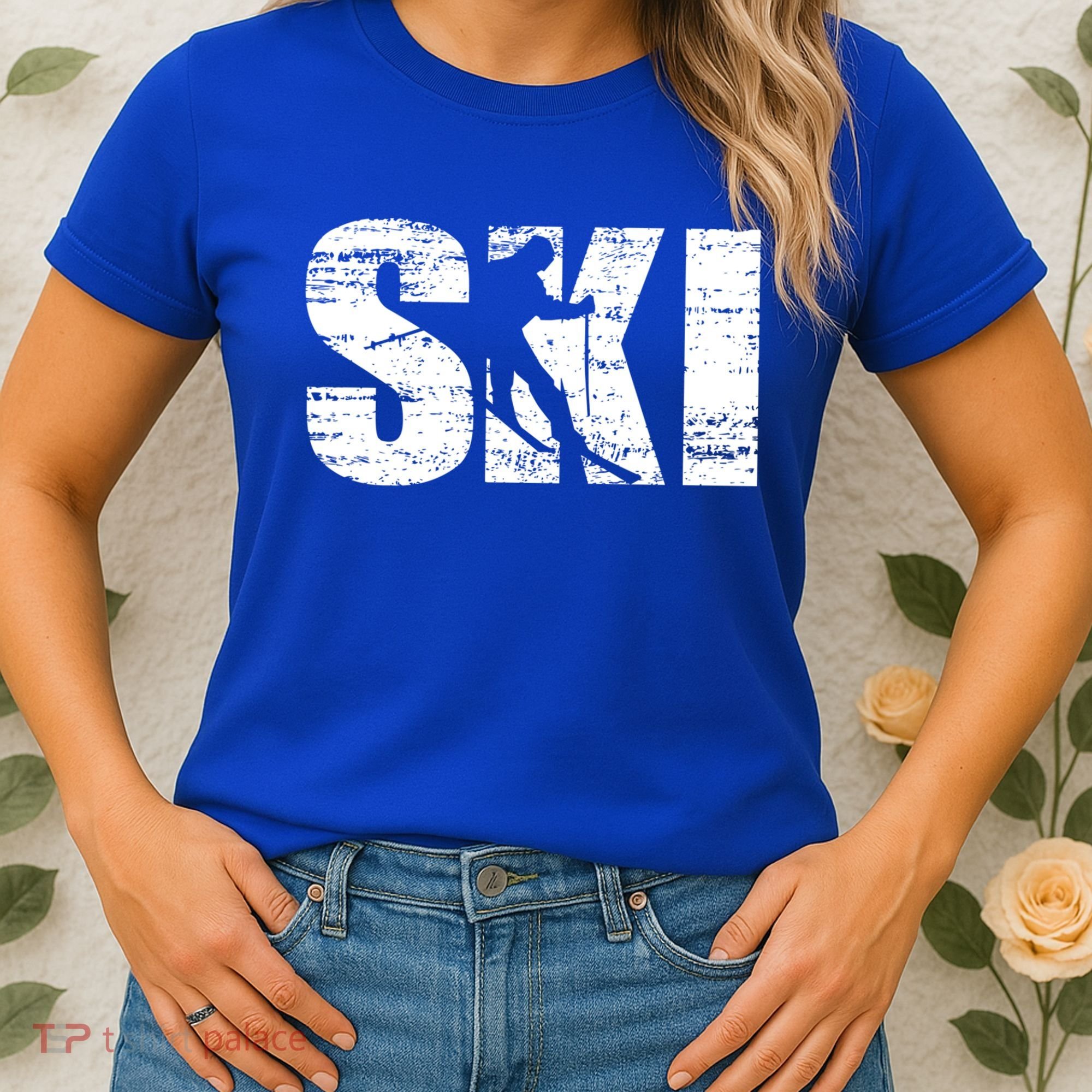 Cool Distressed Skiing Cute Gift For Skiers Women's T-Shirt