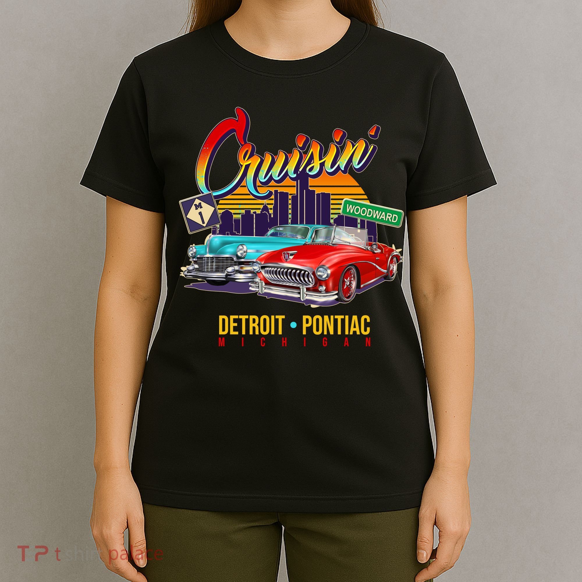 Cruisin Detroit To Pontiac Clasic Cars T-Shirt