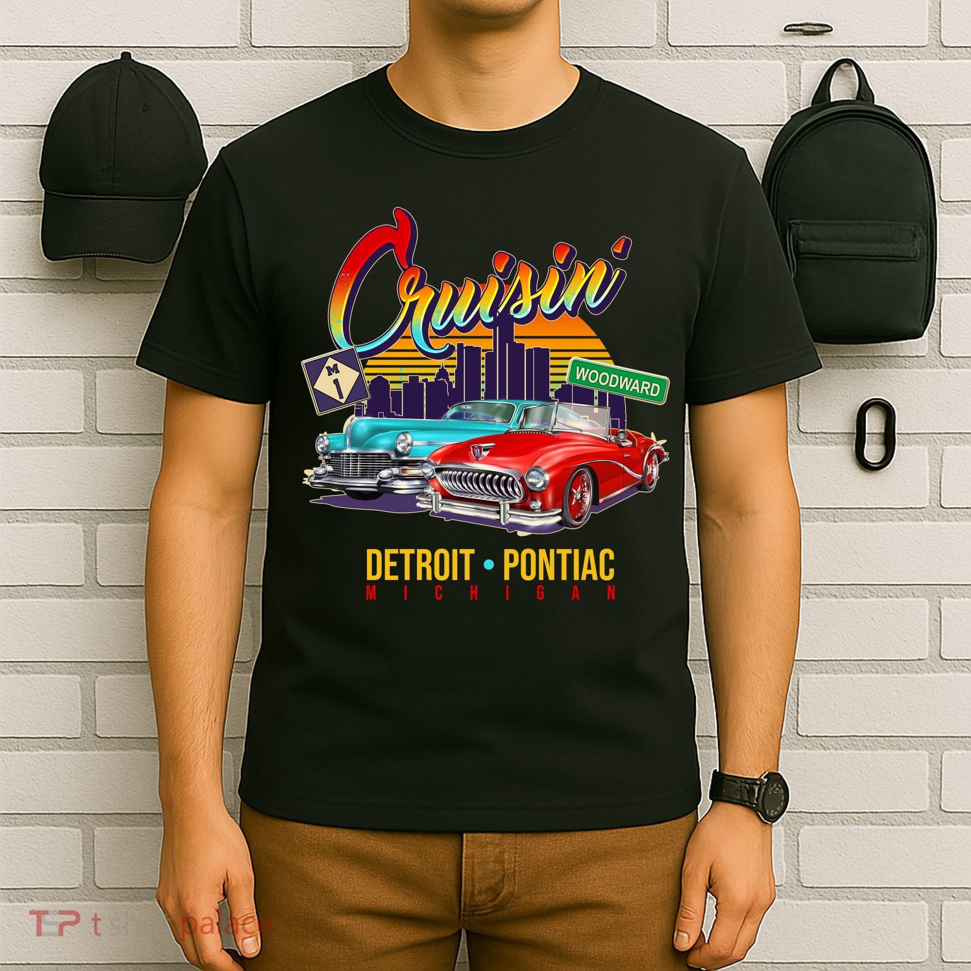 Cruisin Detroit To Pontiac Clasic Cars T-Shirt