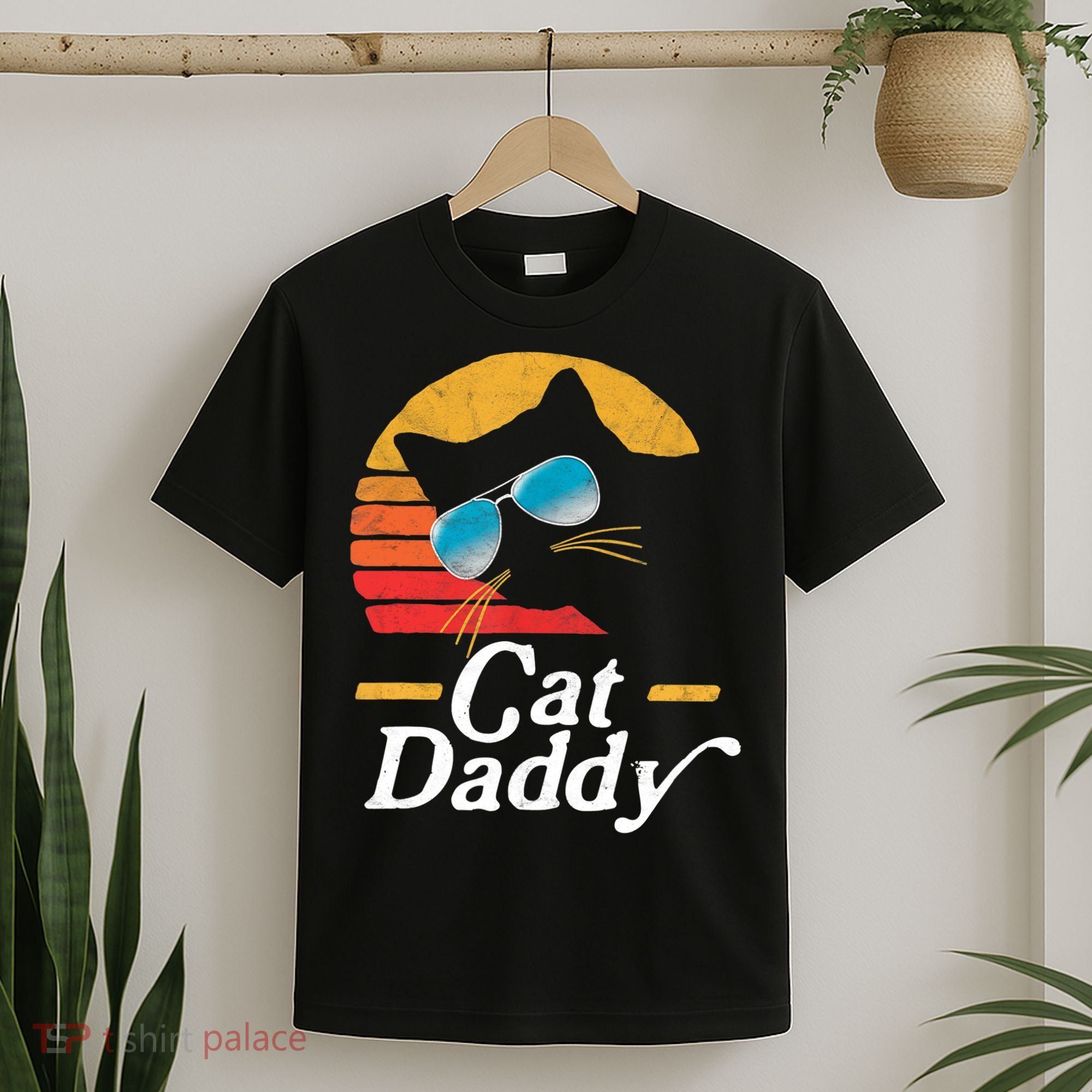 Cat Daddy Vintage 80s Style Cat Retro Sunglasses Distressed TShirt T-Shirt