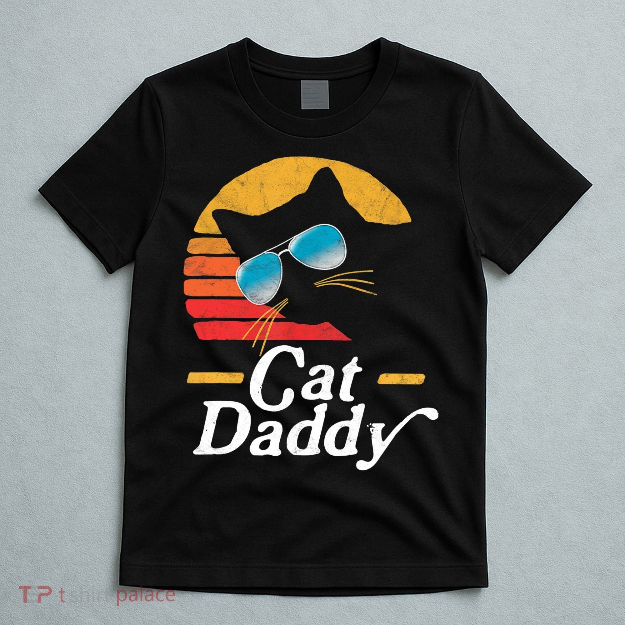 Cat Daddy Vintage 80s Style Cat Retro Sunglasses Distressed TShirt T-Shirt