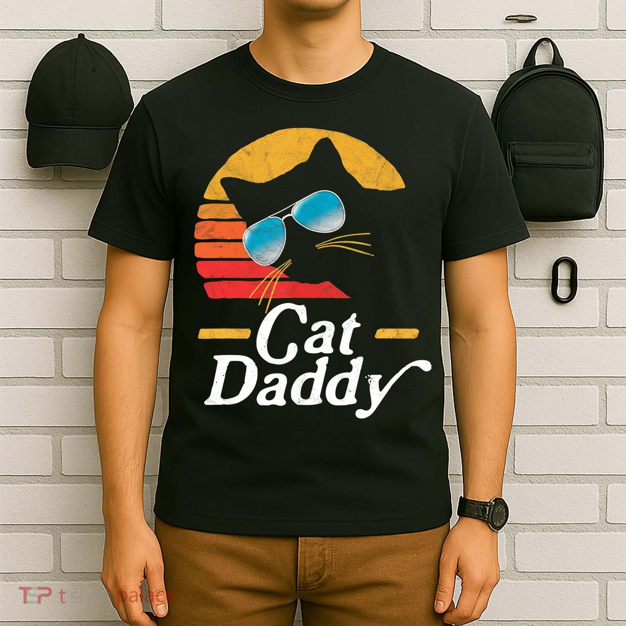 Cat Daddy Vintage 80s Style Cat Retro Sunglasses Distressed TShirt T-Shirt