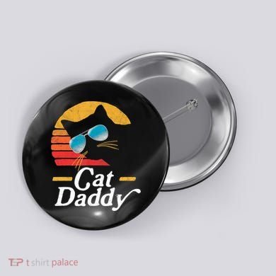 Cat Daddy Vintage 80s Style Cat Retro Sunglasses Distressed TShirt Button