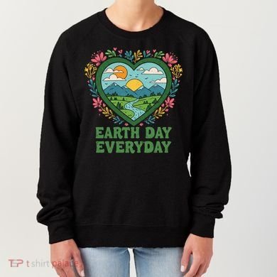 Cute Earth Day Everyday Retro Vintage Cute Gift Women's Sweatshirt