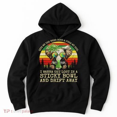 Cool Elephant Smoking Weed Bong Marijuana Cannabis Stoner Hoodie