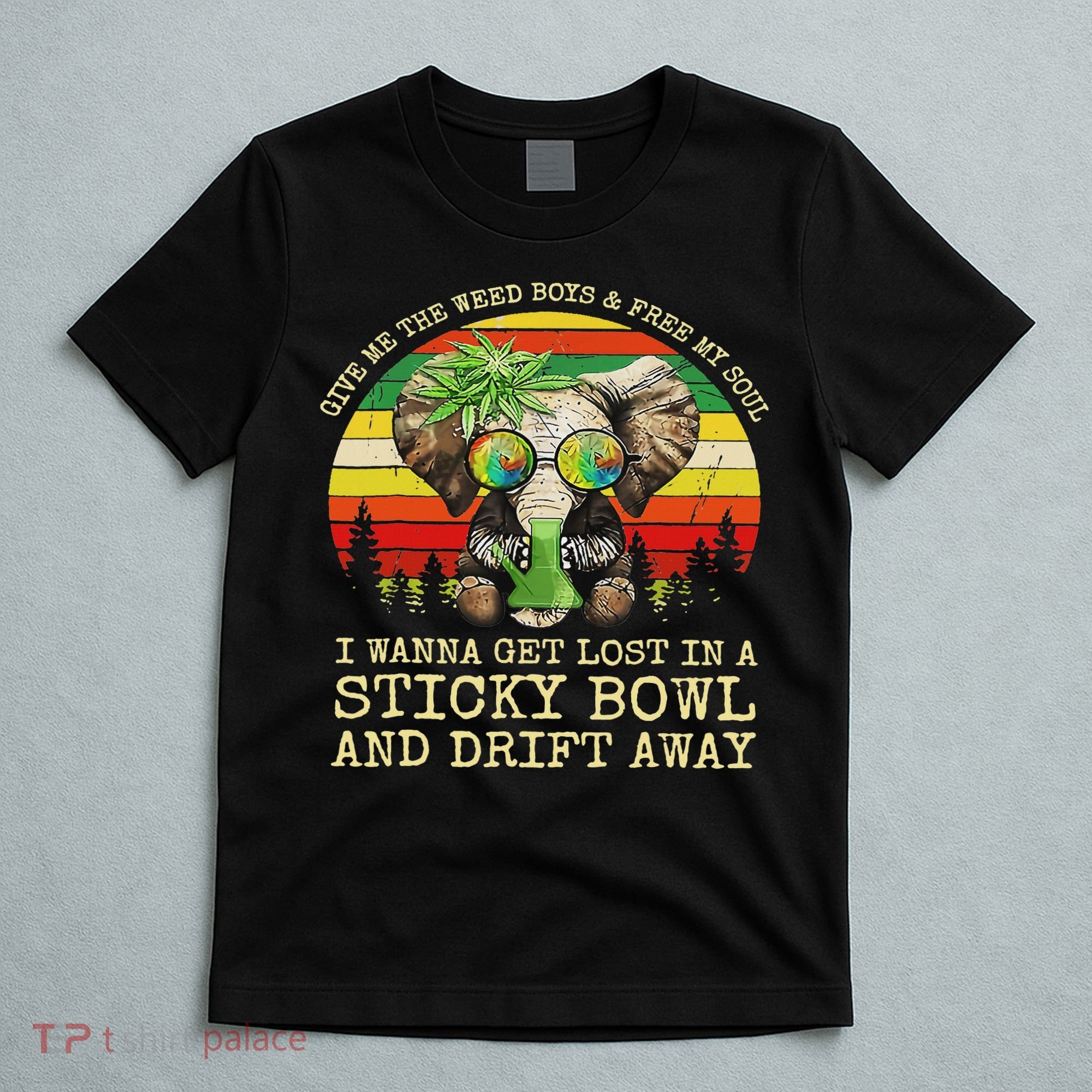 Cool Elephant Smoking Weed Bong Marijuana Cannabis Stoner T-Shirt