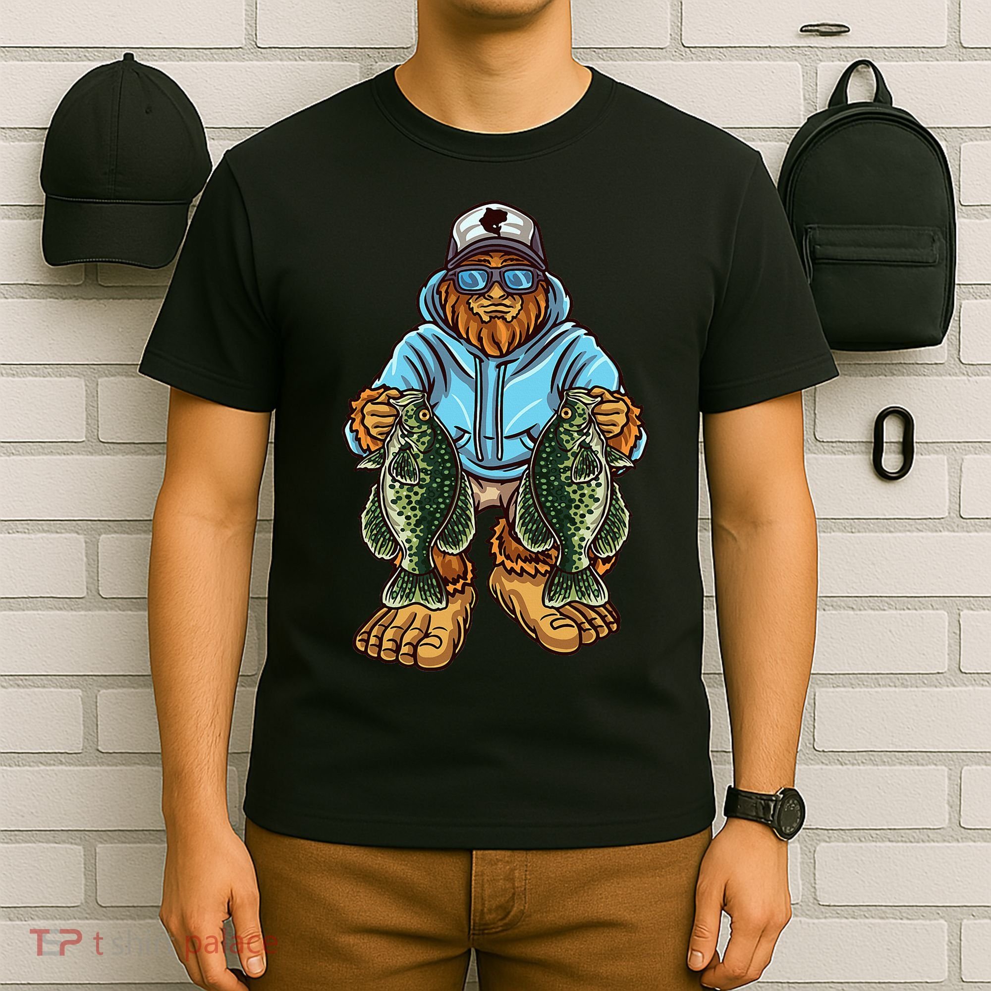 Crappie Fishing Bigfoot Panfishing Fishermen T-Shirt