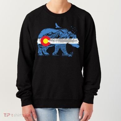 Colorado Flag Design Mountains And Bear Landscape Graphic Women's Sweatshirt
