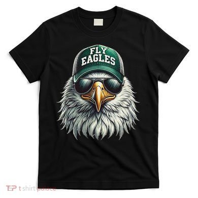 Cool Face Eagle With Sunglasses Vintage Eagles Flying Bird T-Shirt