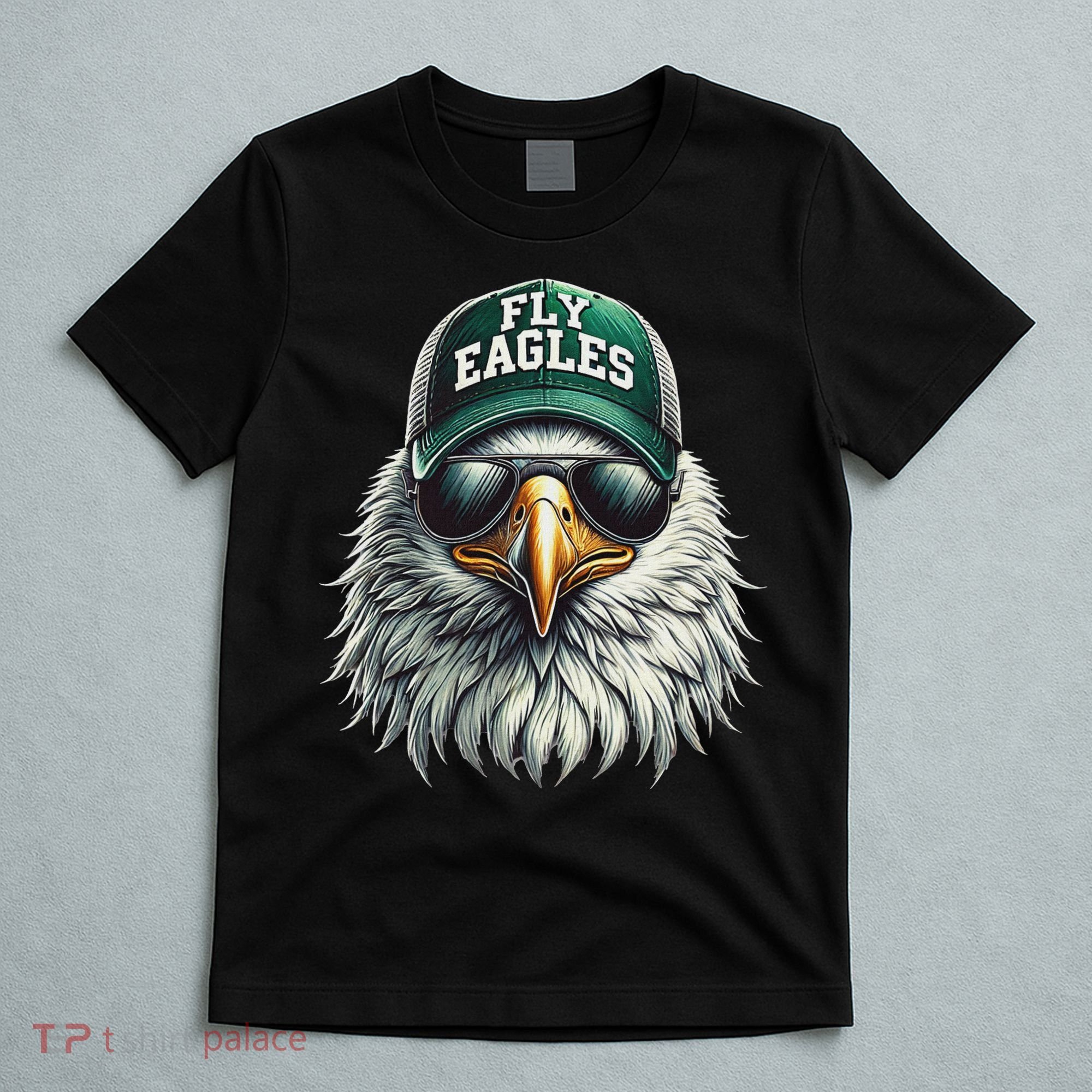 Cool Face Eagle With Sunglasses Vintage Eagles Flying Bird T-Shirt