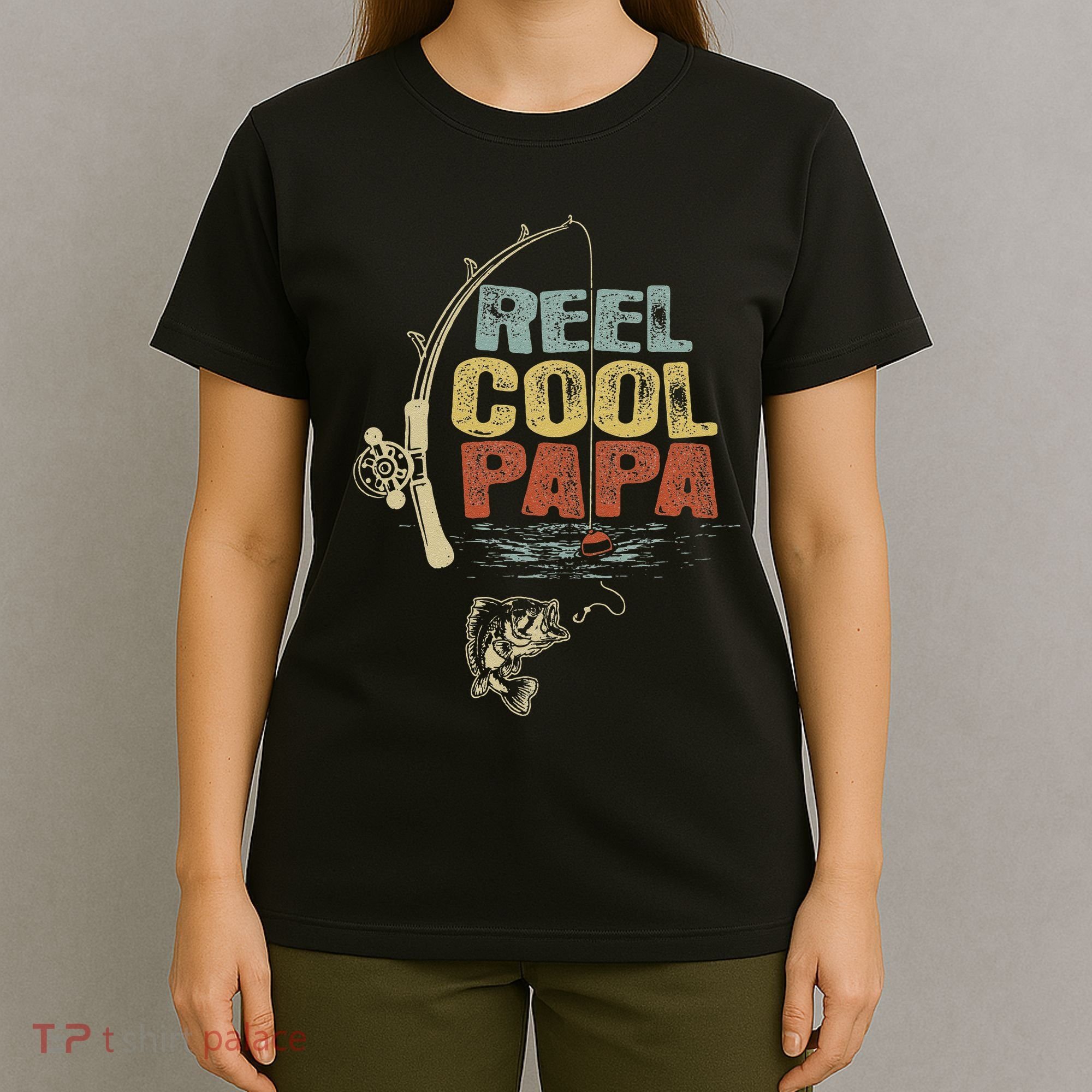 Cute Funny Fisherman Vintage Reel Cool Papa T-Shirt