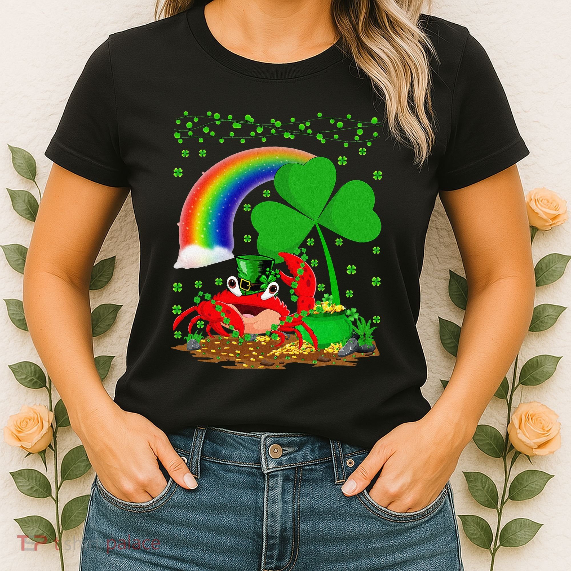 Crab Fish Lover Shamrock Leaf Rainbow Crab St Patrick's Day Women's T-Shirt