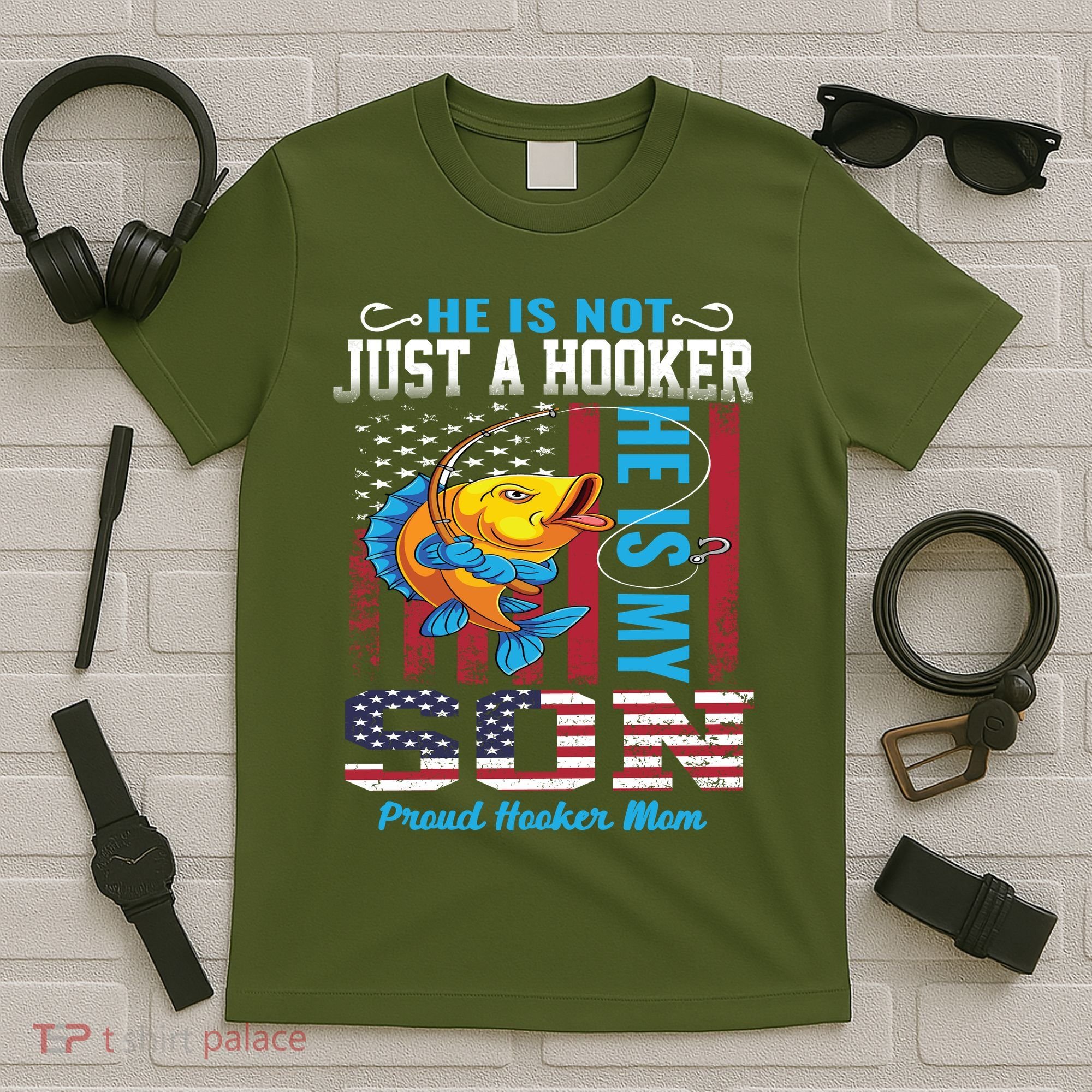 Cool Fishing Proud Hooker Mom T-Shirt