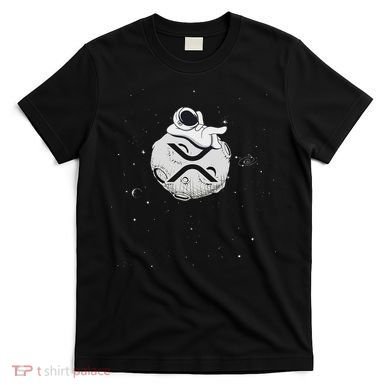 Cryptocurrency Fun Relaxing Space Man On Xrp Crypto Moon T-Shirt