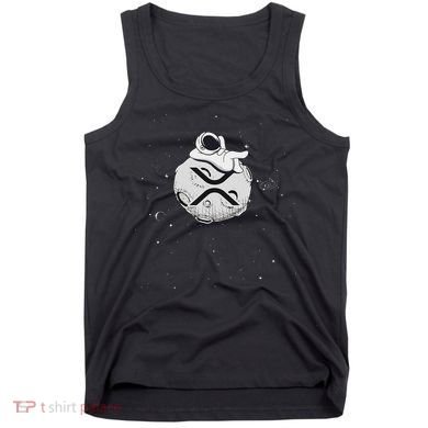 Cryptocurrency Fun Relaxing Space Man On Xrp Crypto Moon Tank Top