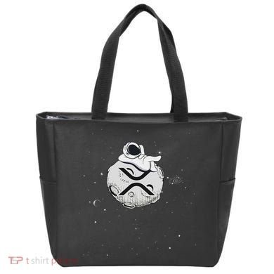 Cryptocurrency Fun Relaxing Space Man On Xrp Crypto Moon Tote Bag