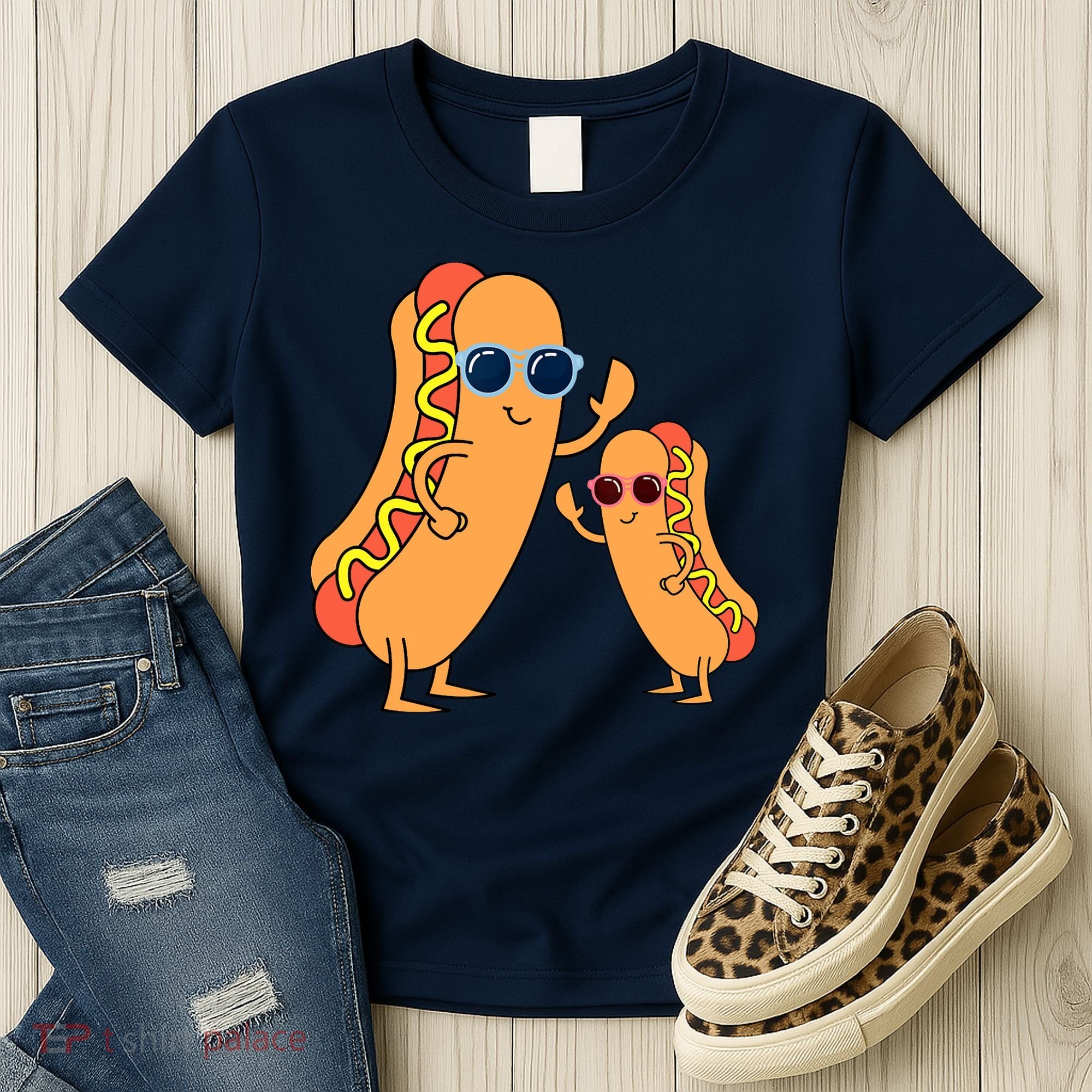Cool Franks Sausages Weiner Fast Food Sunglasses Hot Dog Women's T-Shirt
