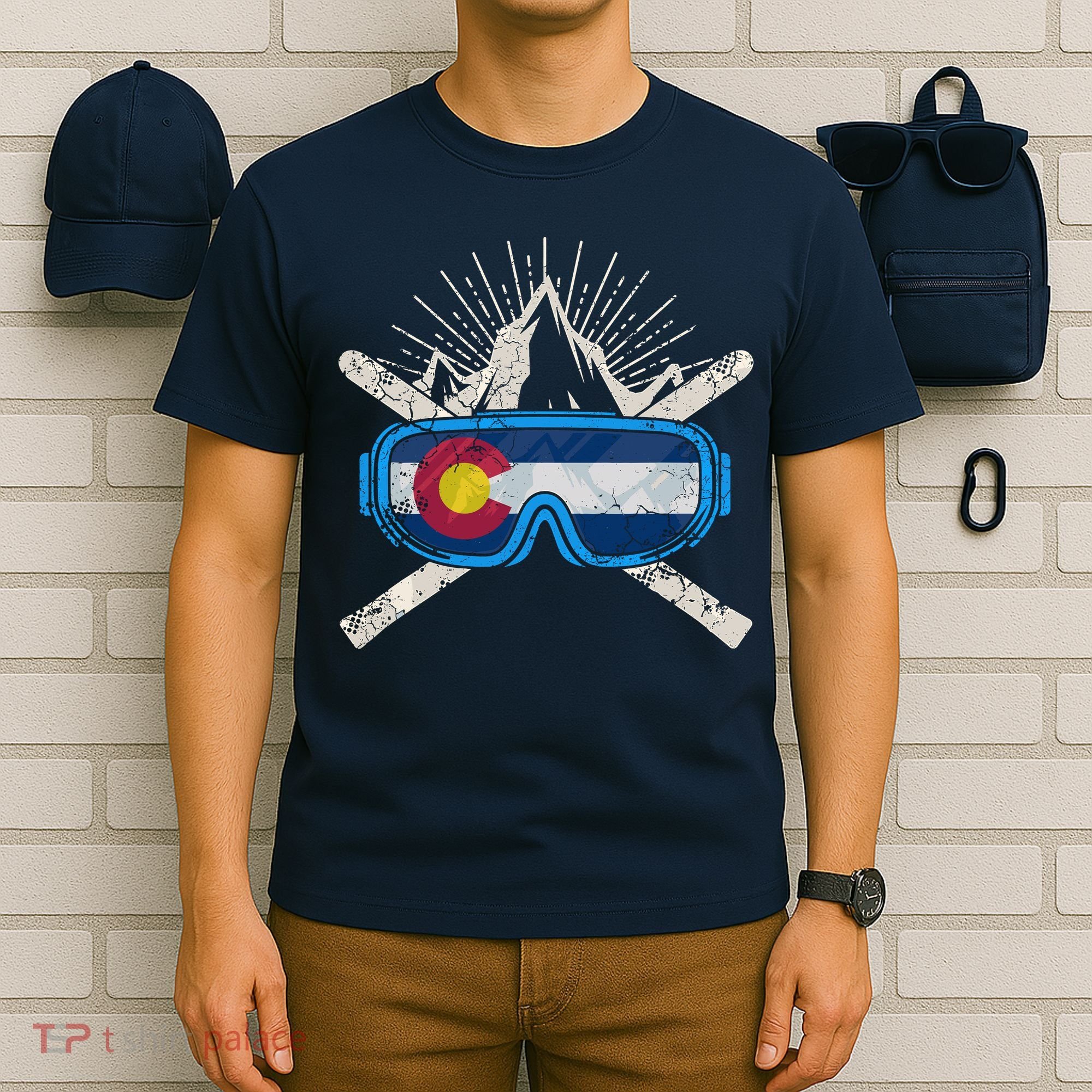 Colorado Flag Ski Skiing Vacation Couples Group T-Shirt