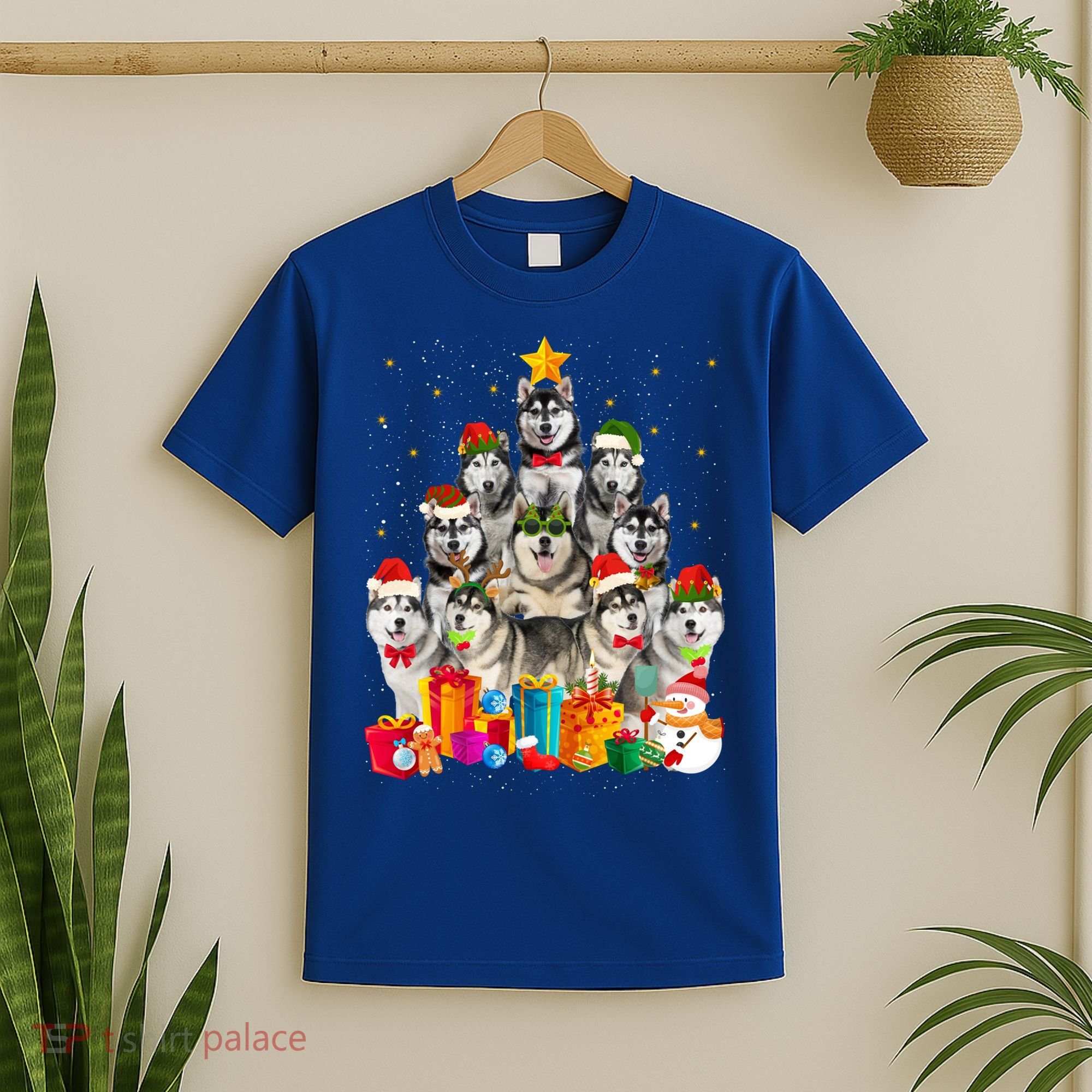 Christmas Funny Siberian Husky Dog Tree Xmas Pet Dog Lover Meaningful Gift T-Shirt