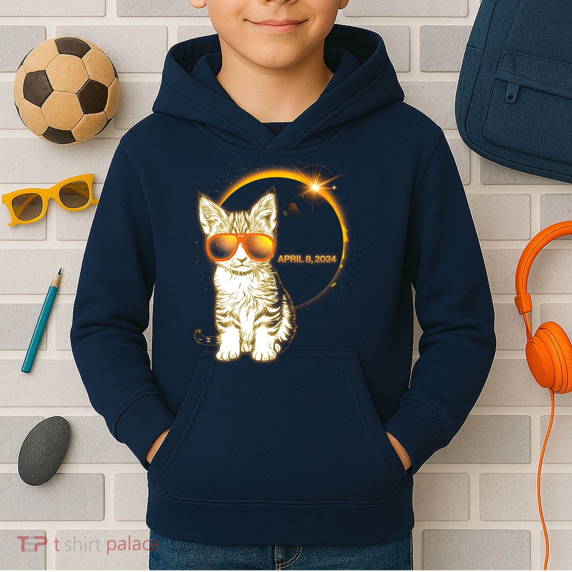 Cool Funny Total Solar Eclipse April 8 2024 Sunglasses Cat Kitten Kids Hoodie