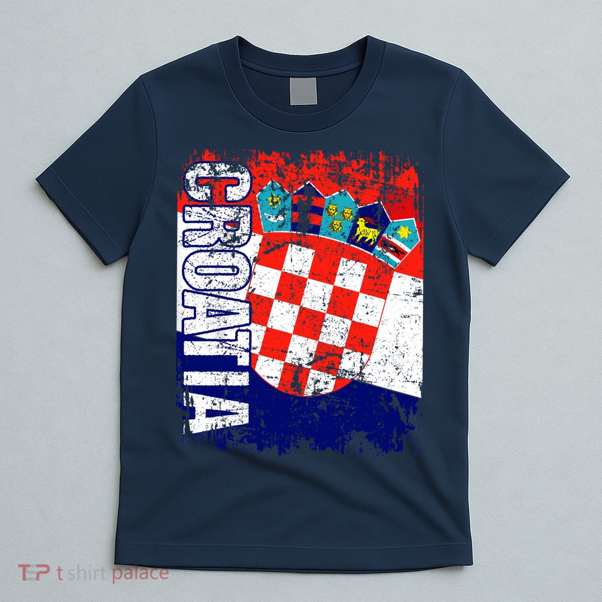 CROATIA Flag Vintage Distressed CROATIA T-Shirt