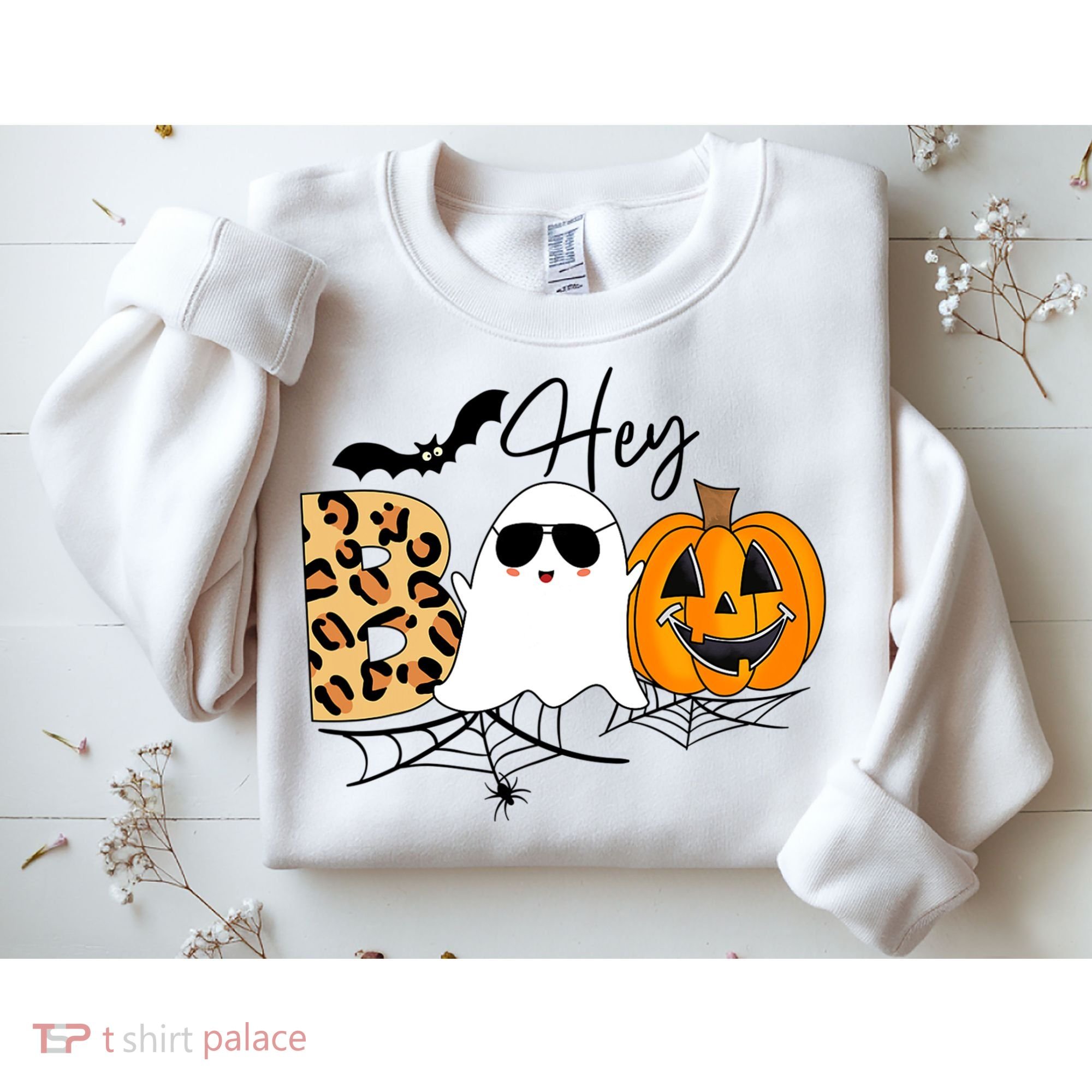Cute Ghost Halloween Pumpkin Face Hey Boo Trendy Halloween Sweatshirt
