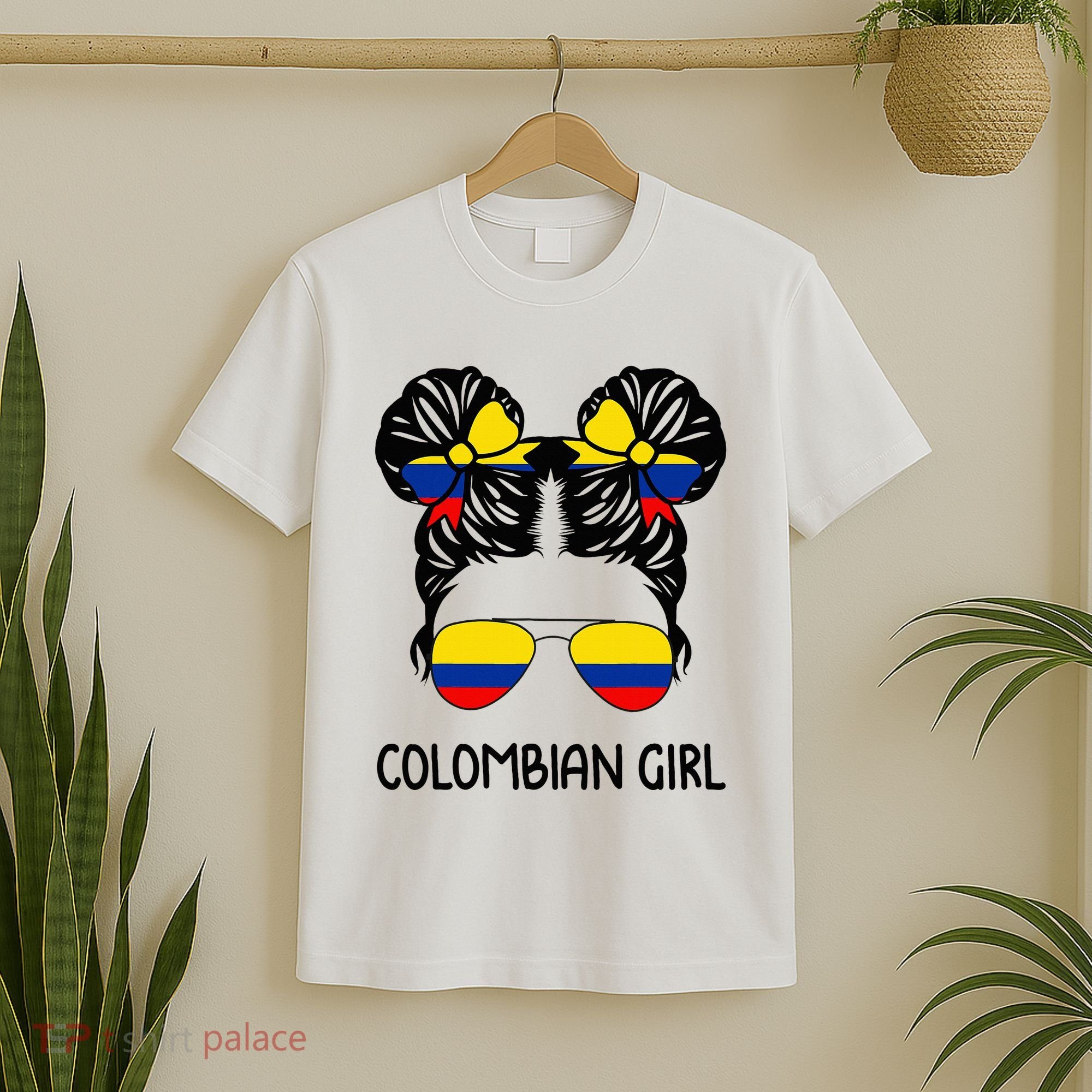 Colombian Girl Messy Hair Patriotic Colombia Pride T-Shirt