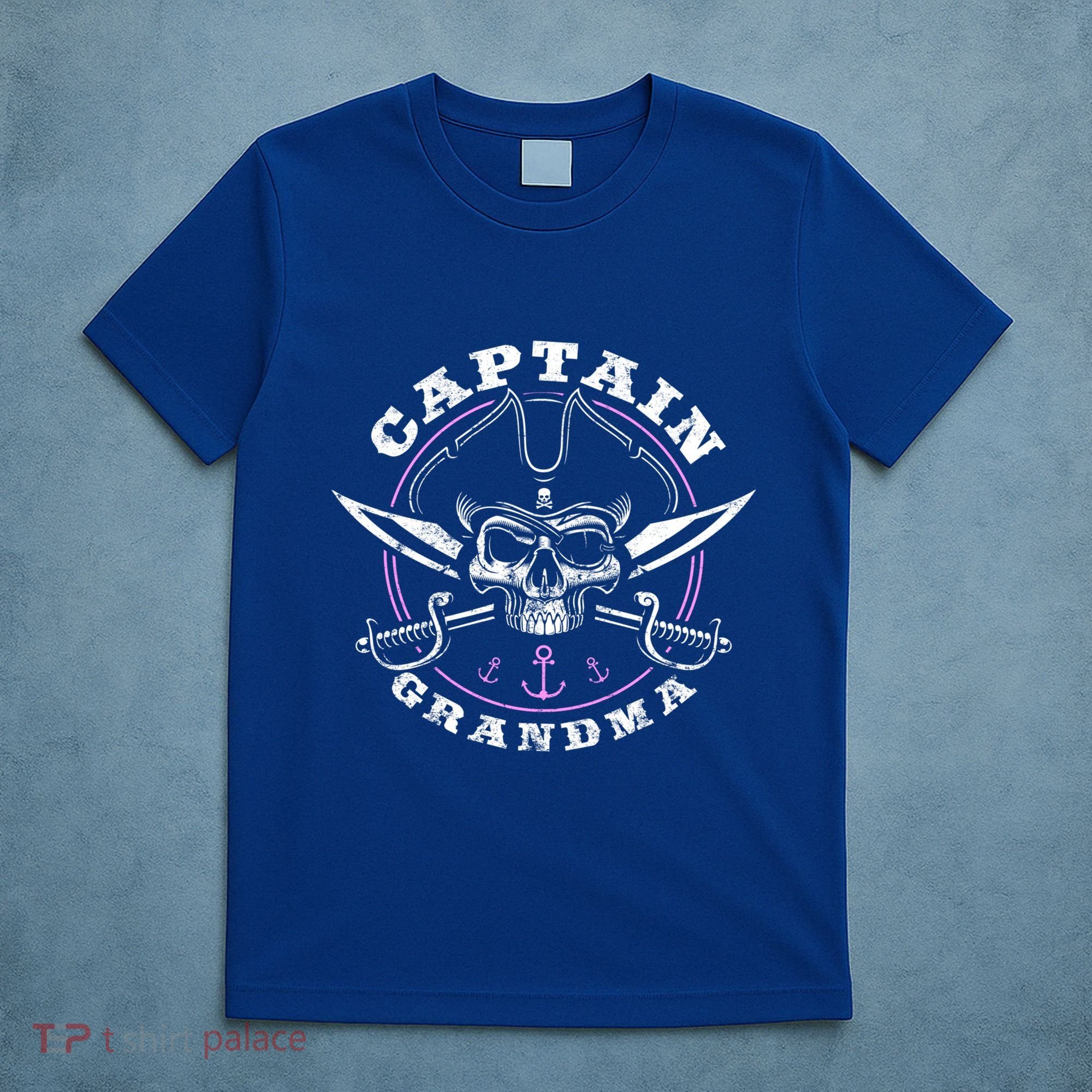 Captain Grandma Pirate Skull Funny Grandma Grandparents Day Gift T-Shirt