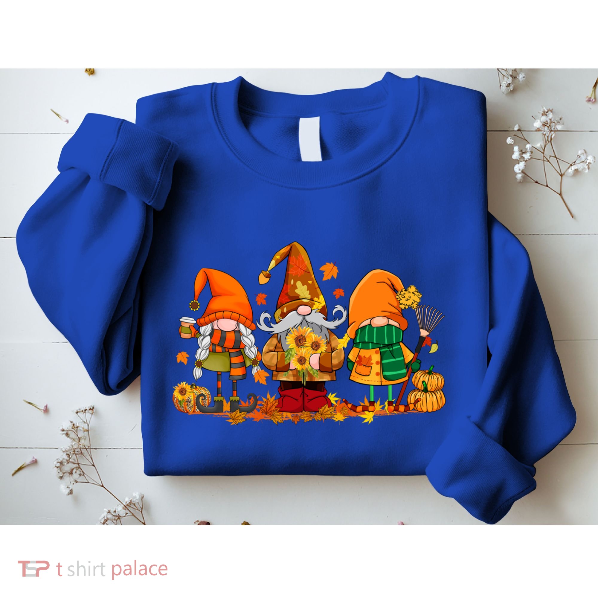 Cute Gnomes Pumpkin Fall Season Autumn Happy Thanksgiving Cute Gift Sweatshirt