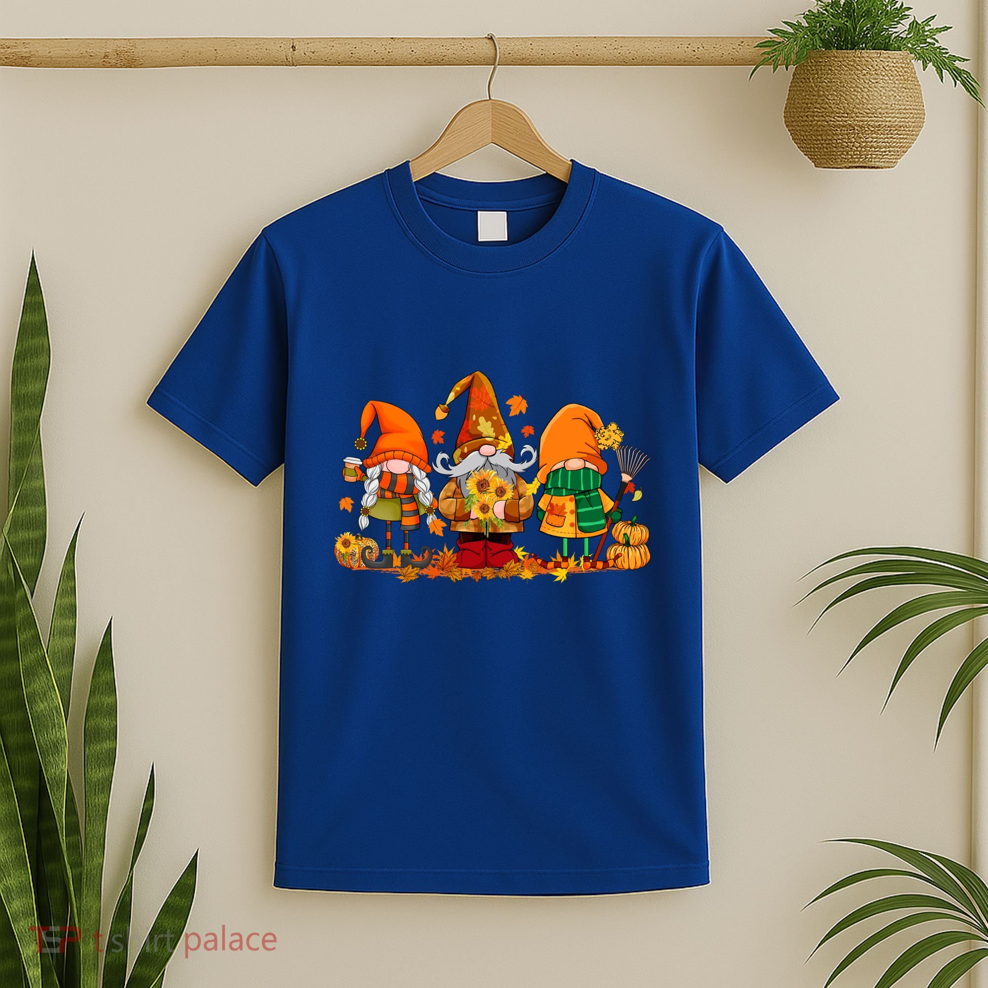 Cute Gnomes Pumpkin Fall Season Autumn Happy Thanksgiving Cute Gift T-Shirt